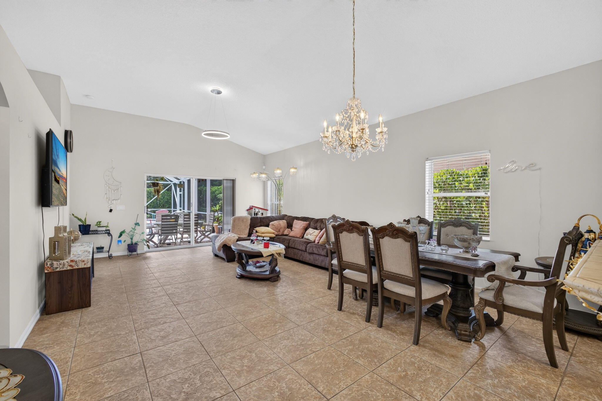 8058 Via Hacienda, Riviera Beach FL 33418
