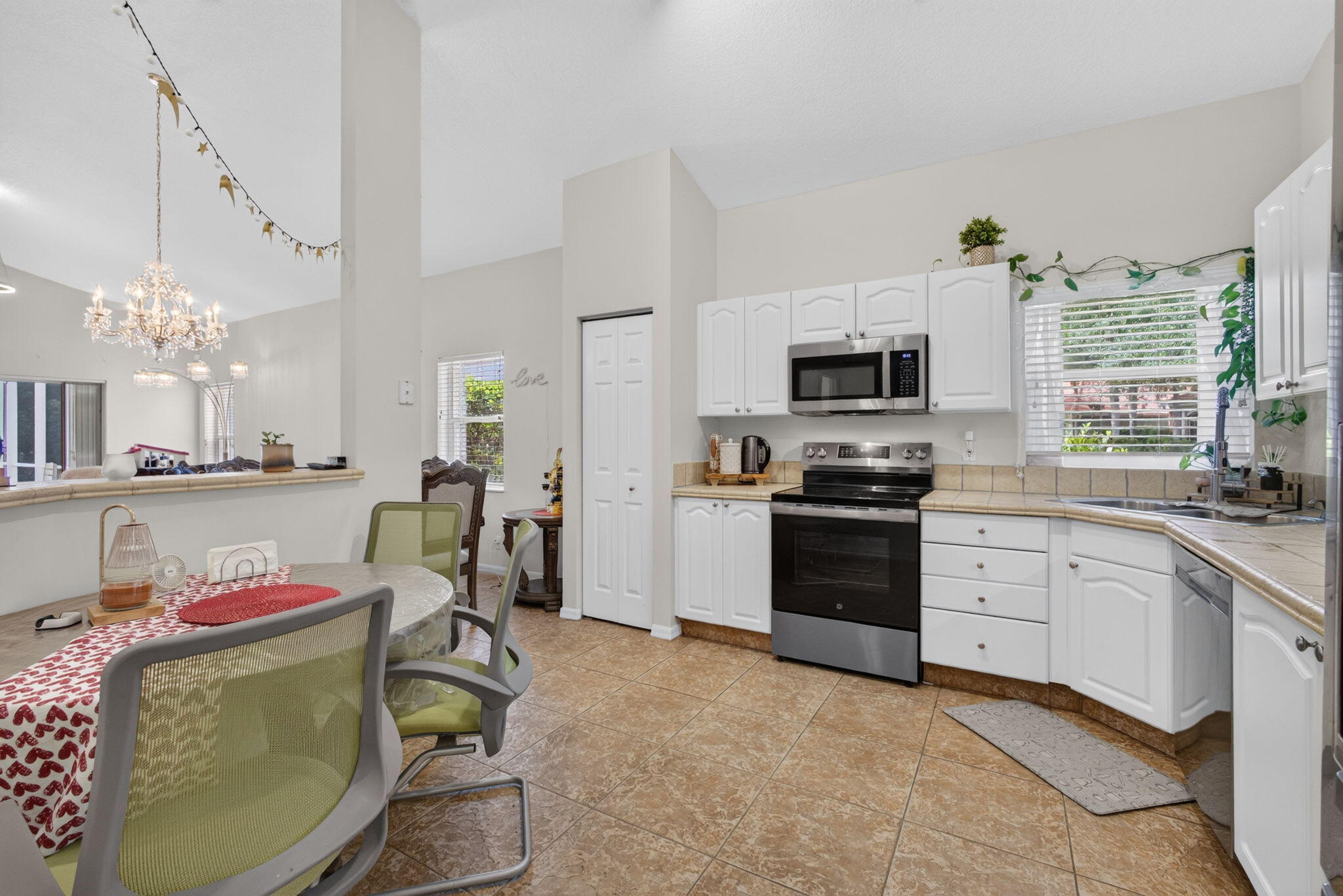 8058 Via Hacienda, Riviera Beach FL 33418