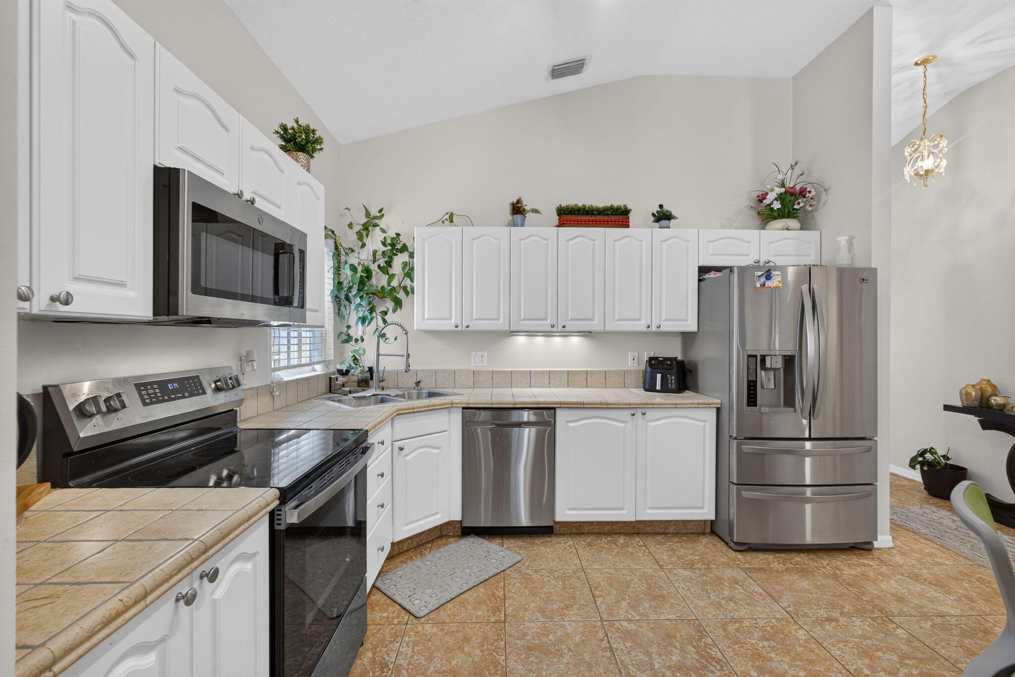 8058 Via Hacienda, Riviera Beach FL 33418