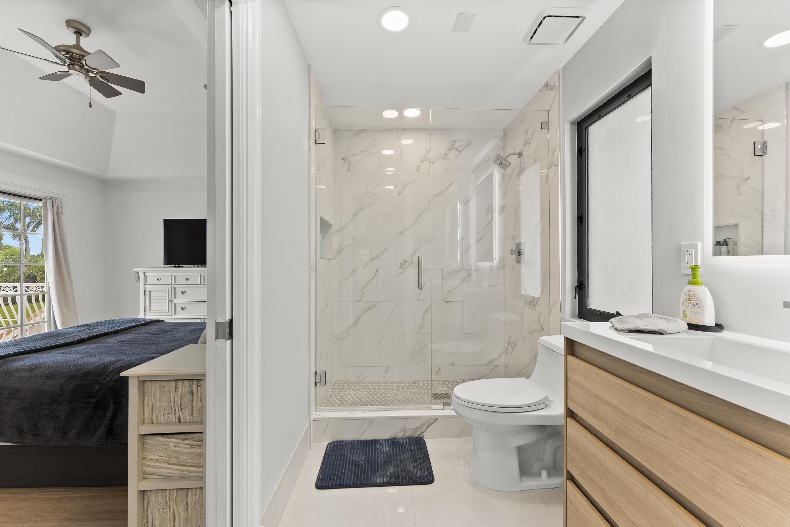 4451 Bocaire, Boca Raton FL 33487