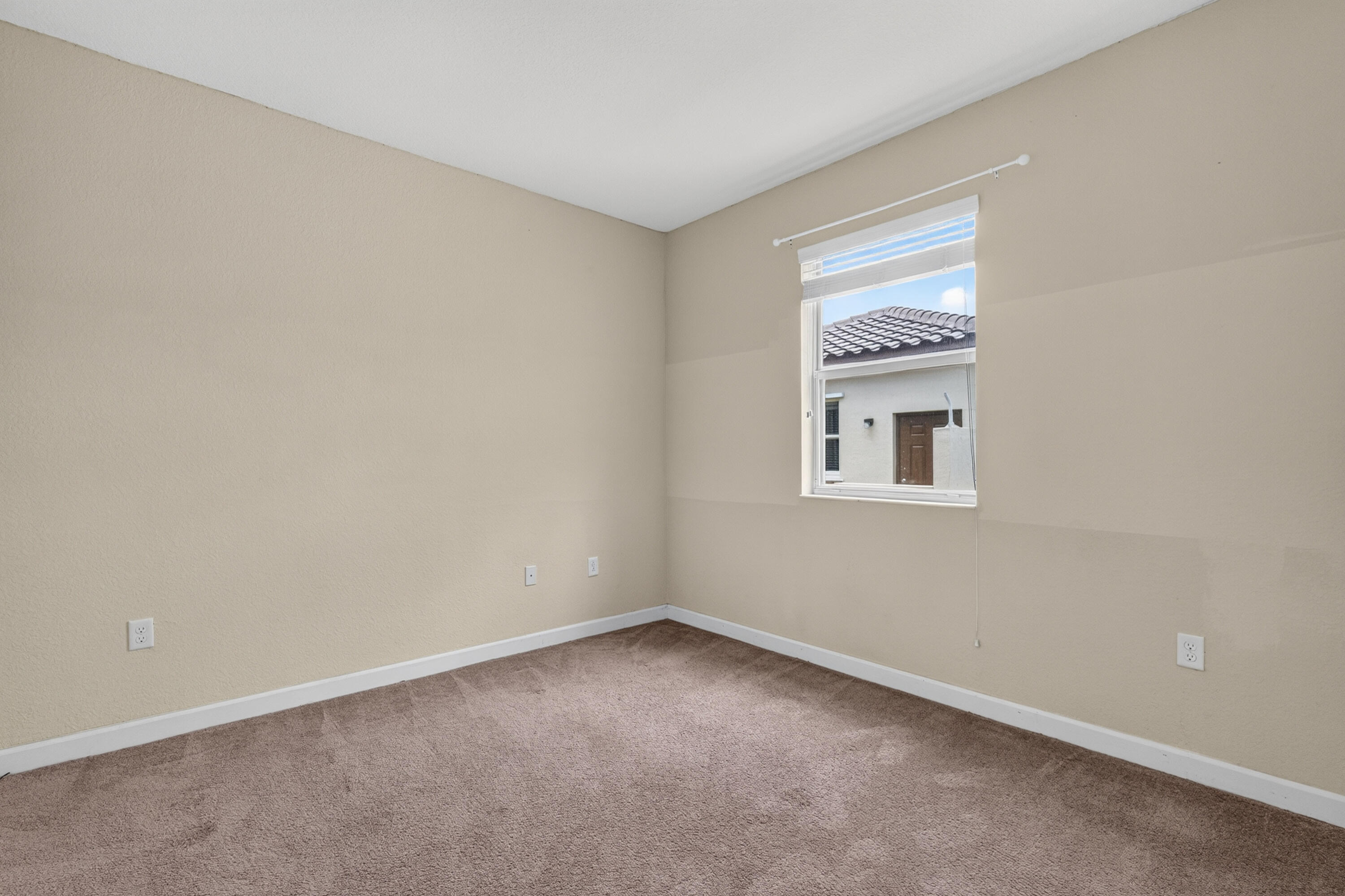 17094 SW 95TH, Miami FL 33196