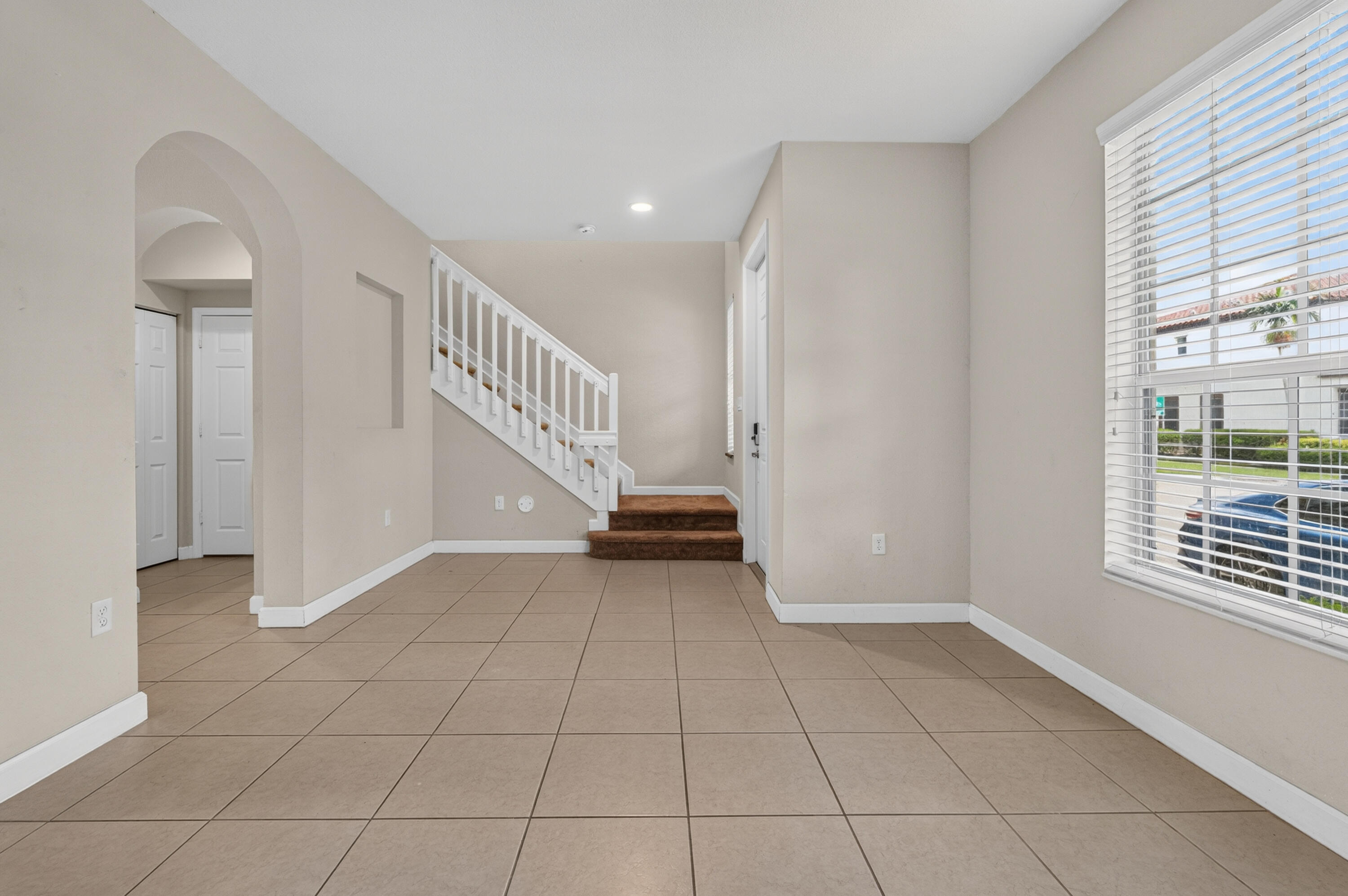 17094 SW 95TH, Miami FL 33196