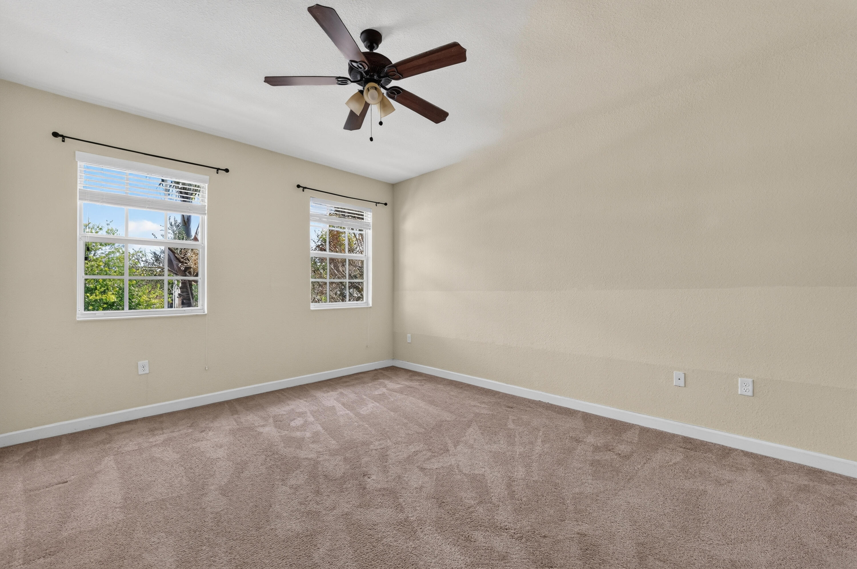 17094 SW 95TH, Miami FL 33196