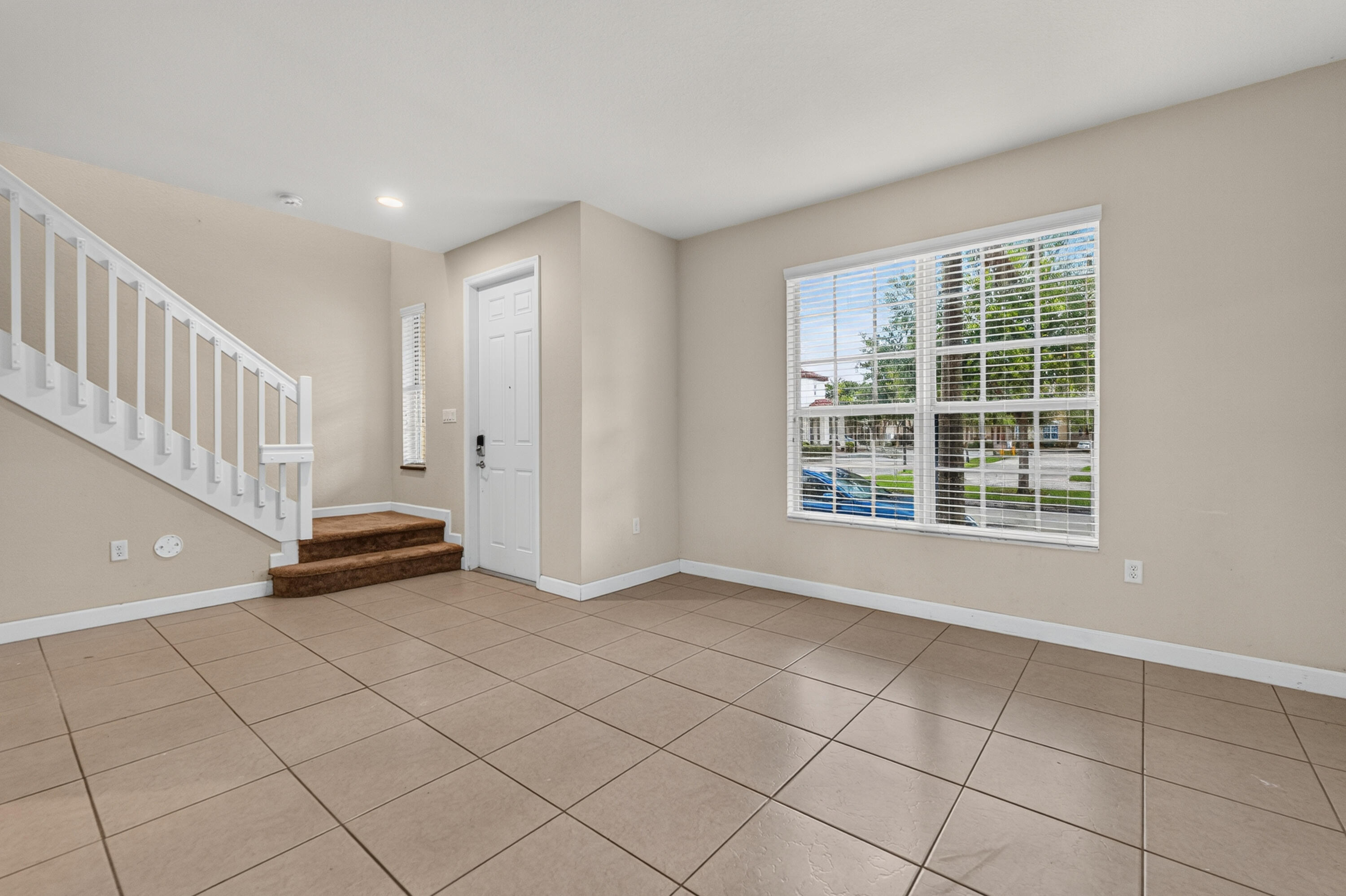 17094 SW 95TH, Miami FL 33196