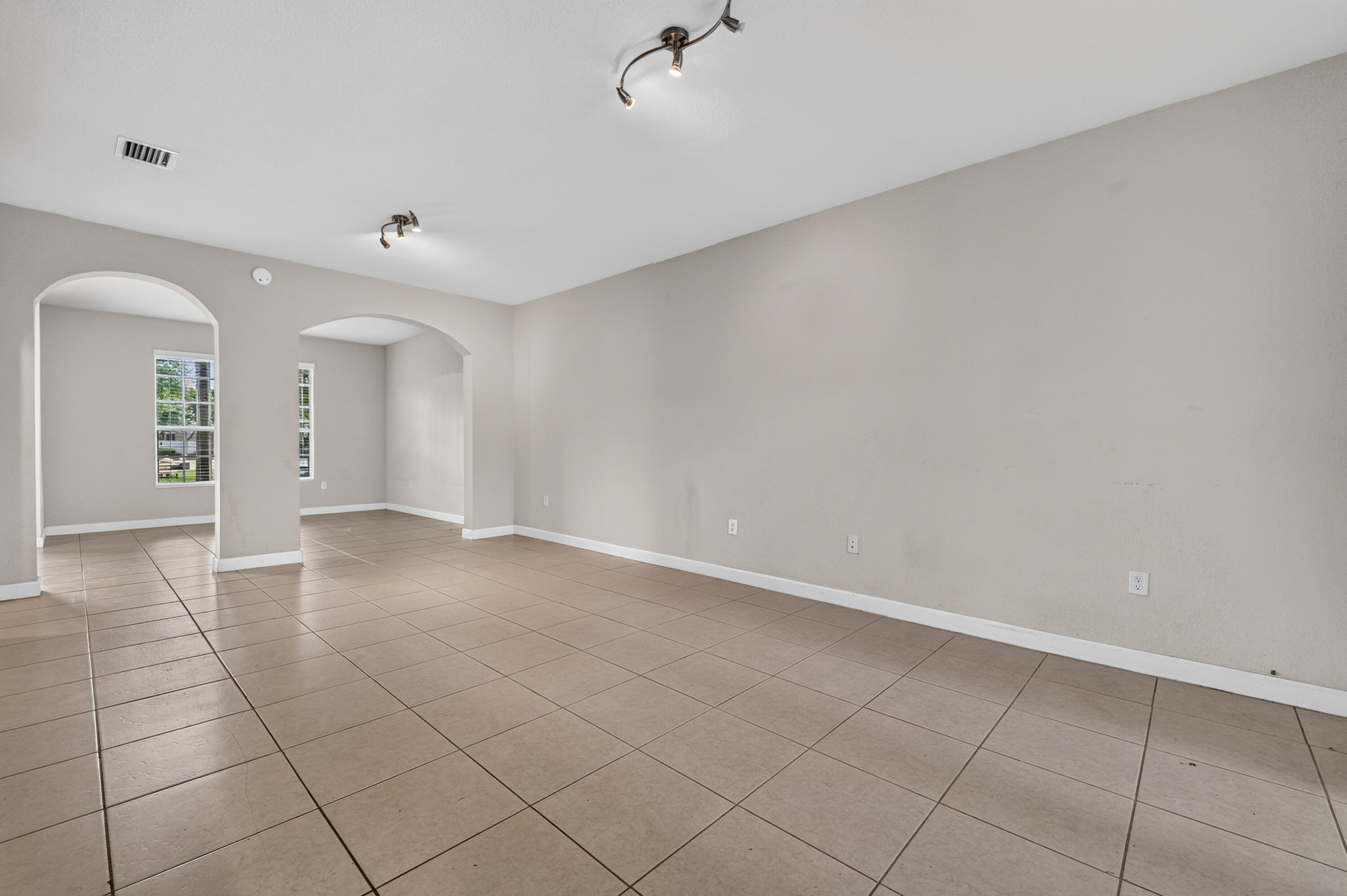 17094 SW 95TH, Miami FL 33196
