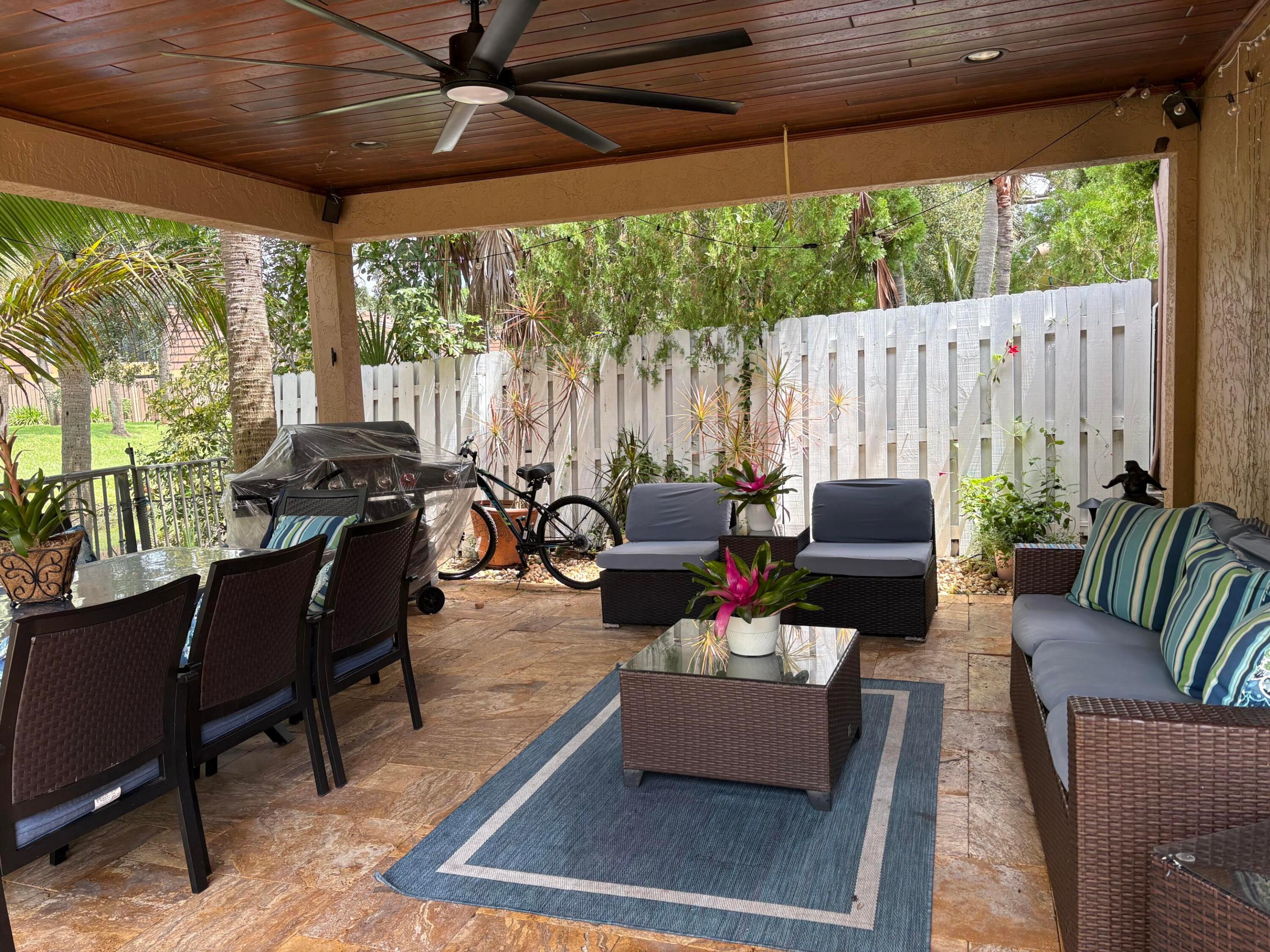 1025 Siena Oaks, Palm Beach Gardens FL 33410