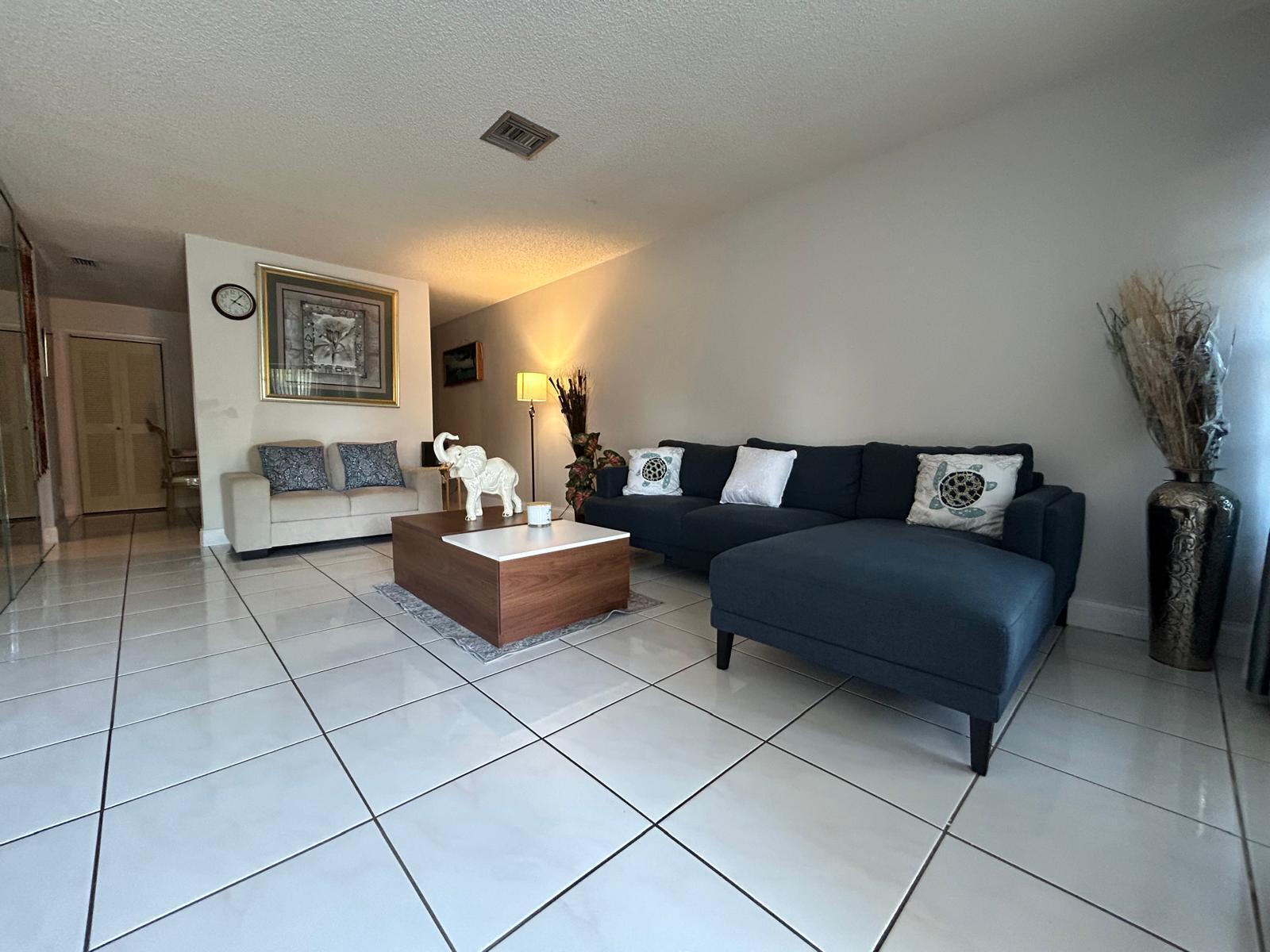 7526 SW 7TH, North Lauderdale FL 33068