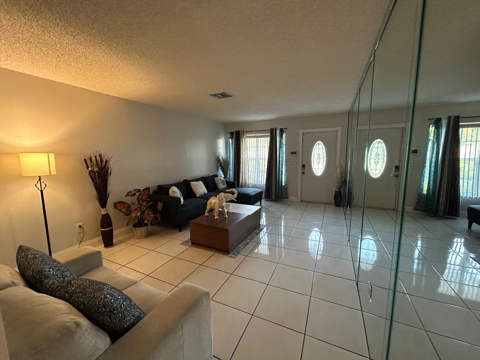 7526 SW 7TH, North Lauderdale FL 33068
