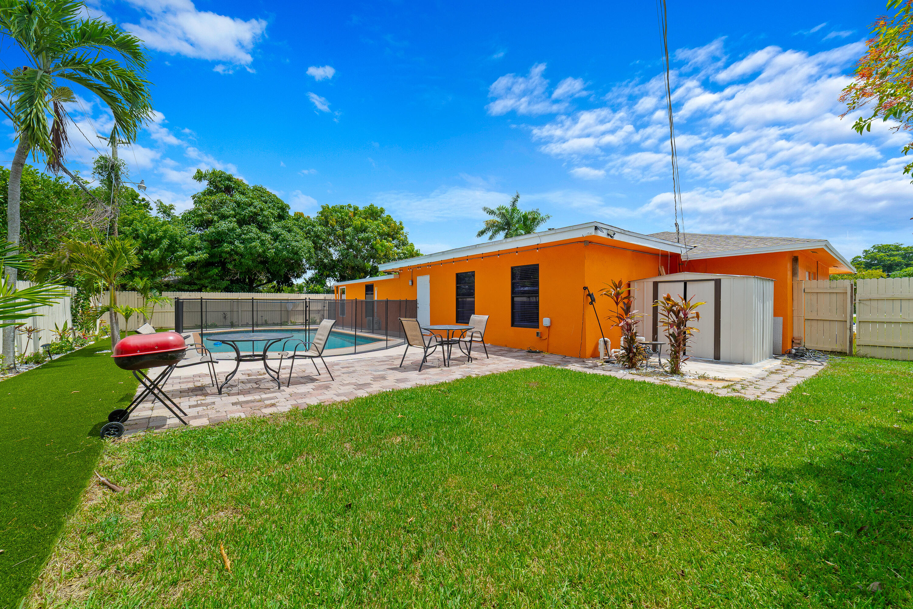 6767 Massachusetts, Lake Worth FL 33462