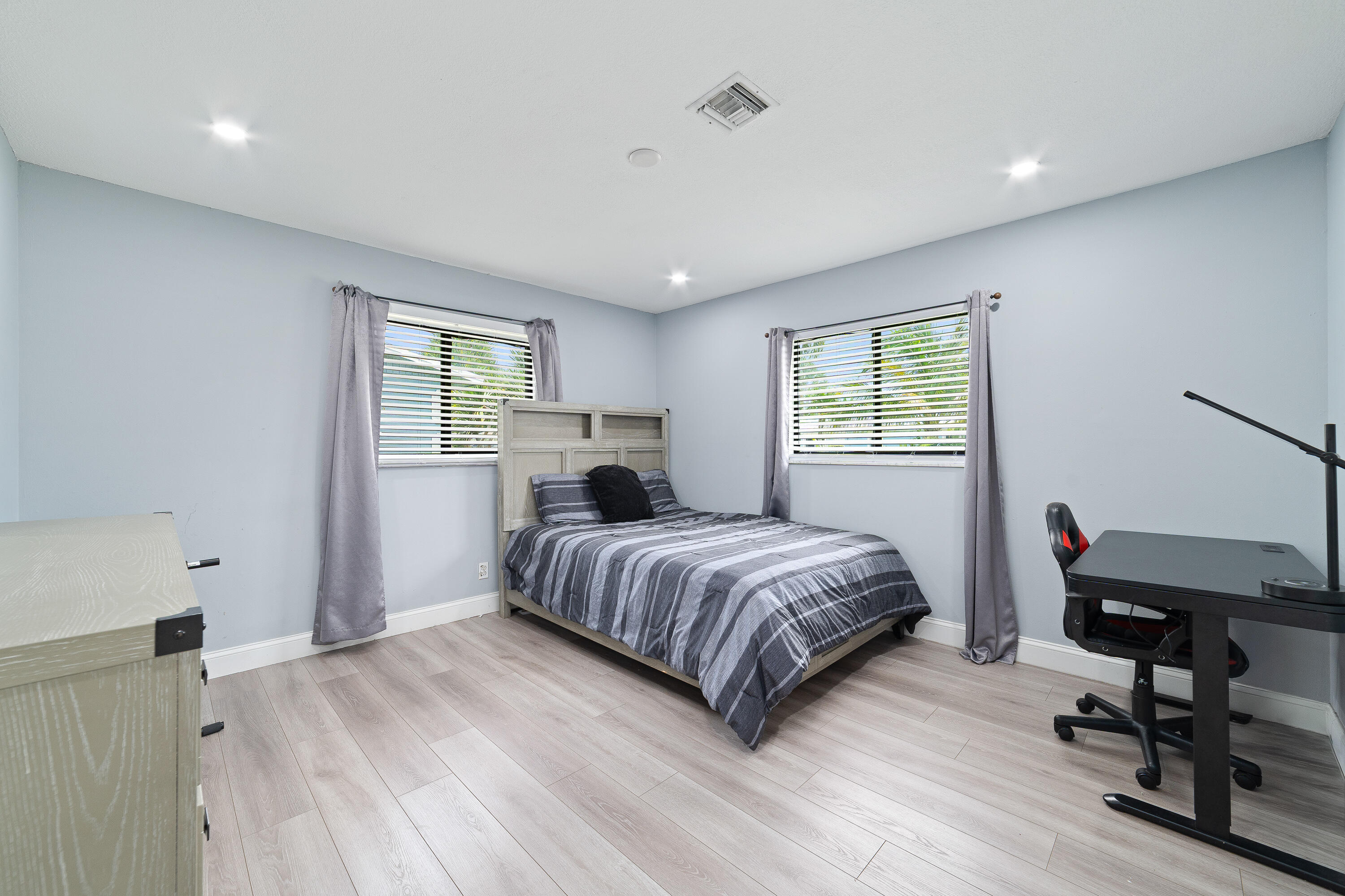 6767 Massachusetts, Lake Worth FL 33462