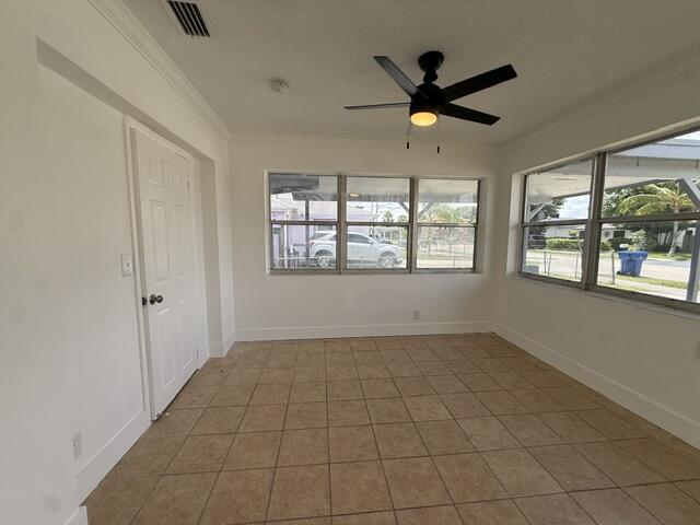 1528 Avenue, Riviera Beach FL 33404