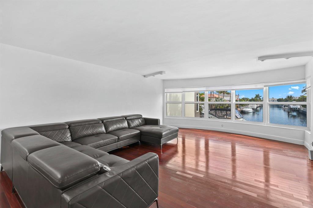 3121 NE 51st #204E, Fort Lauderdale FL 33308