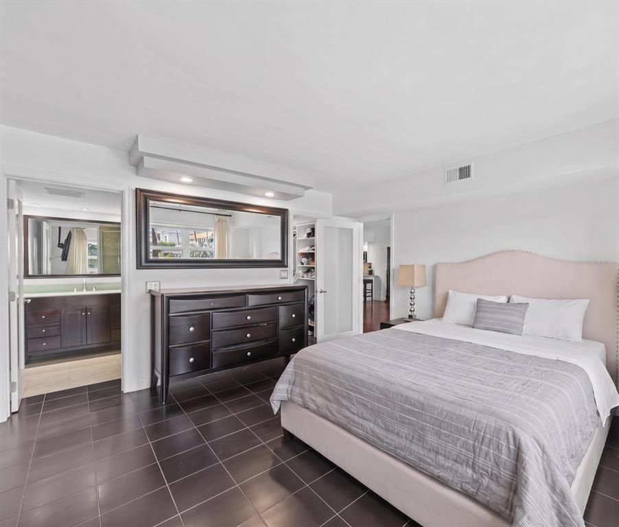 3121 NE 51st #204E, Fort Lauderdale FL 33308