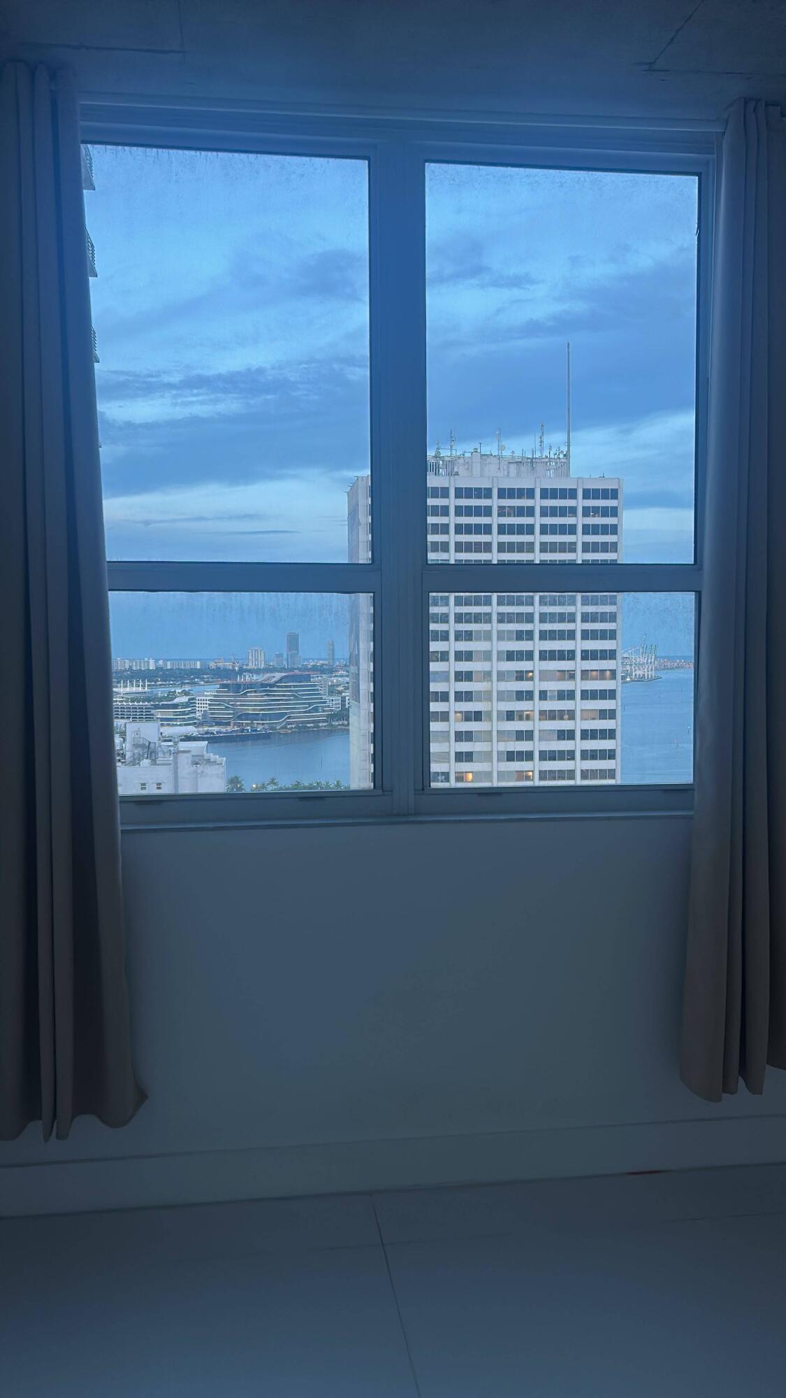133 NE 2ND #2310, Miami FL 33132