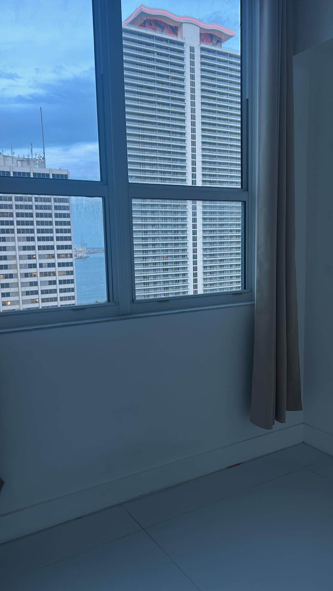 133 NE 2ND #2310, Miami FL 33132