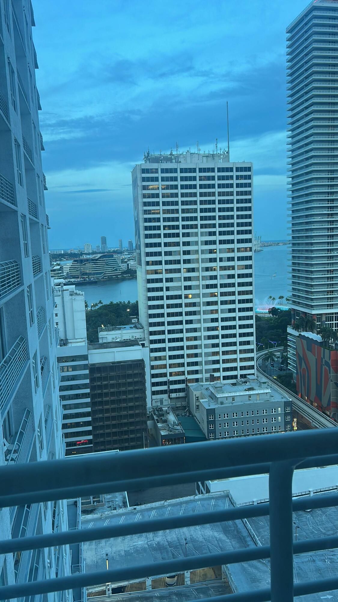 133 NE 2ND #2310, Miami FL 33132
