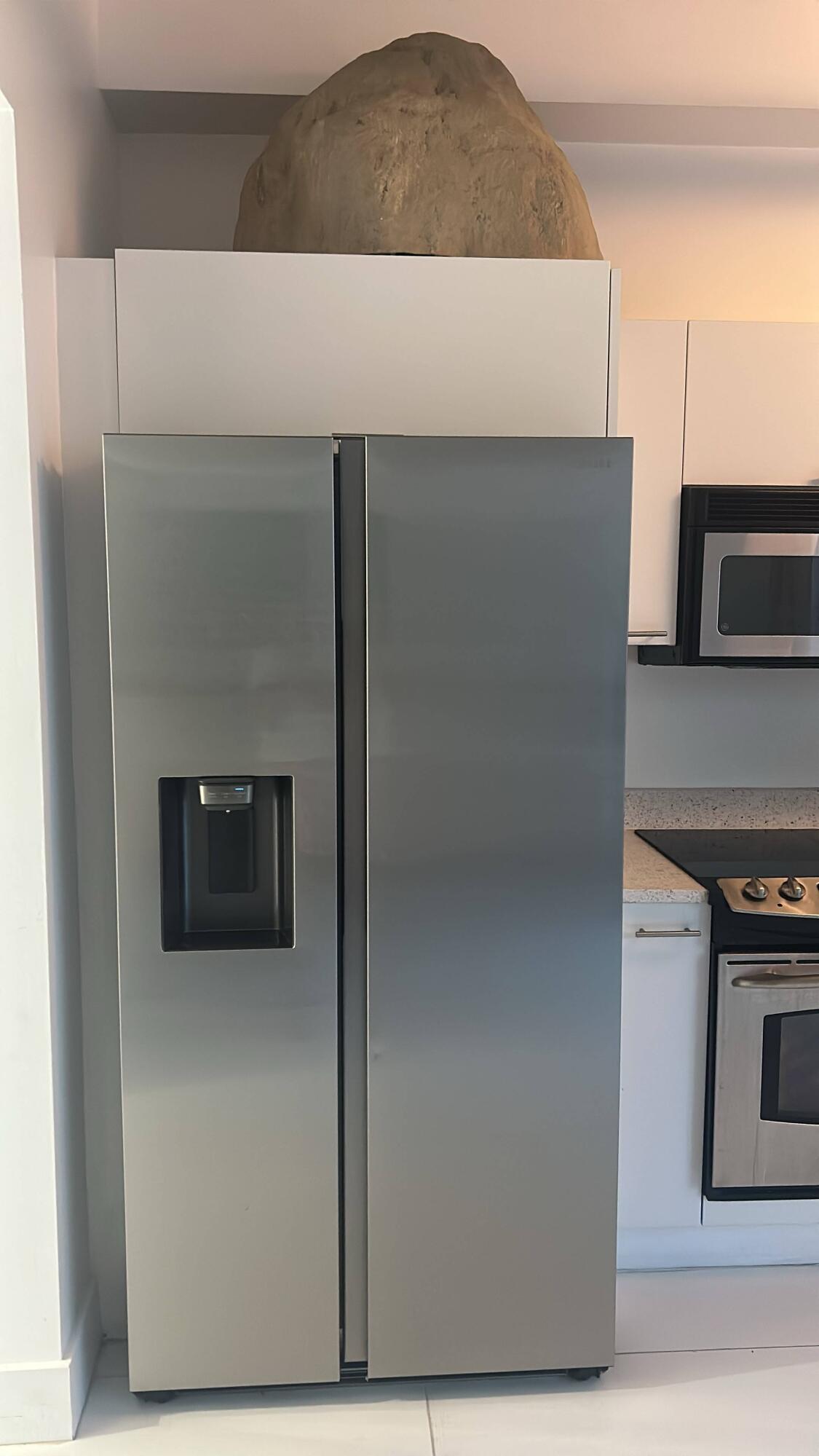 133 NE 2ND #2310, Miami FL 33132