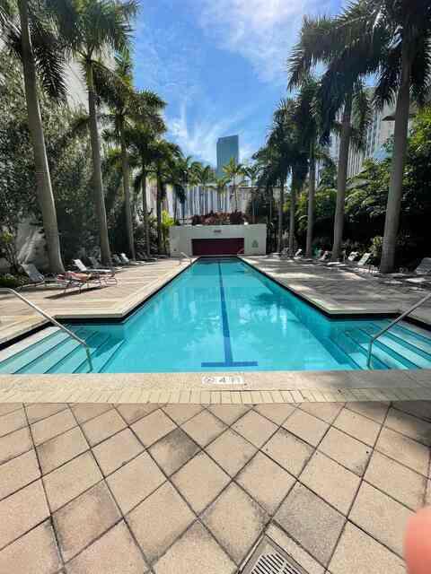 133 NE 2ND #2310, Miami FL 33132