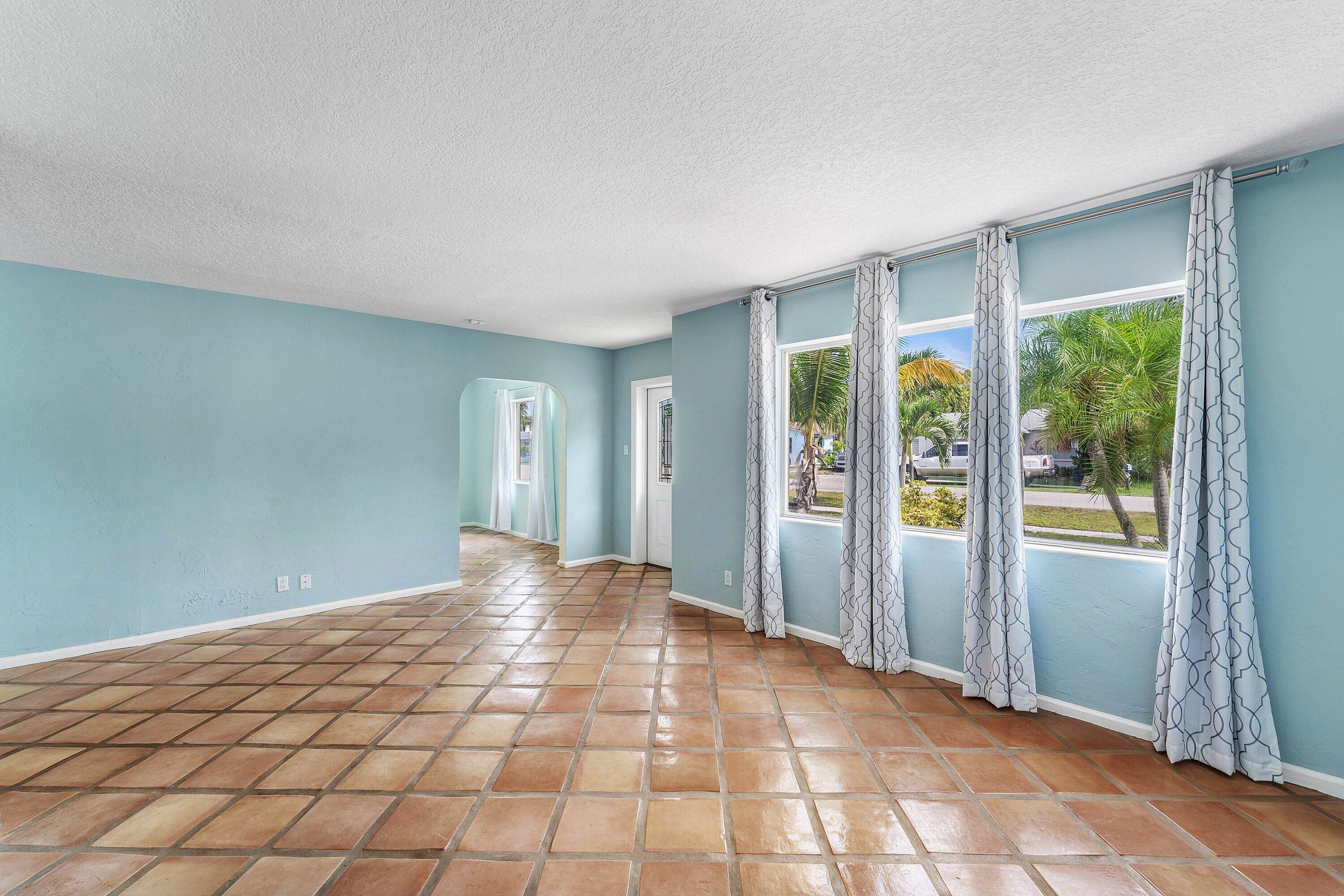 122 Euclid, Lantana FL 33462