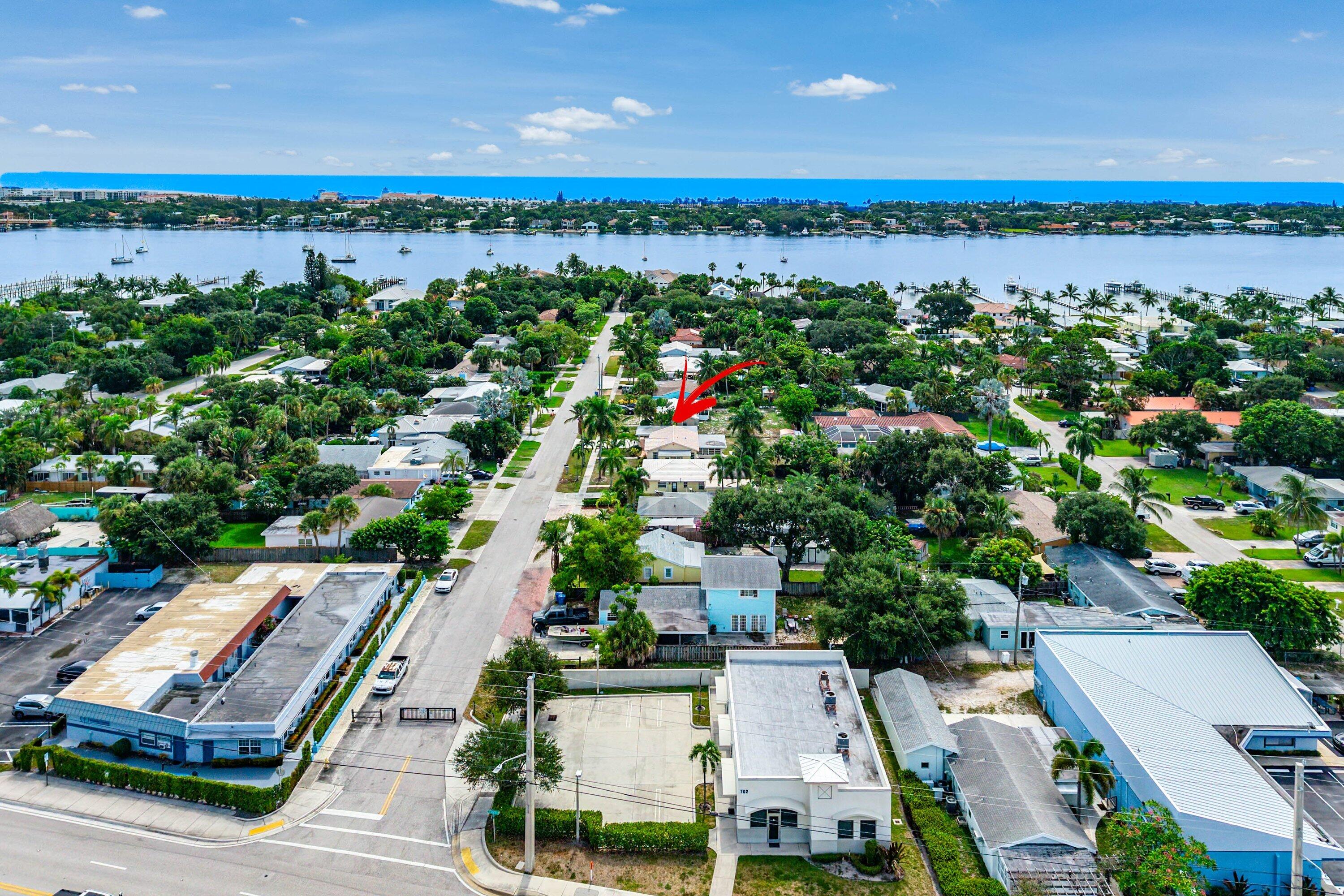 122 Euclid, Lantana FL 33462