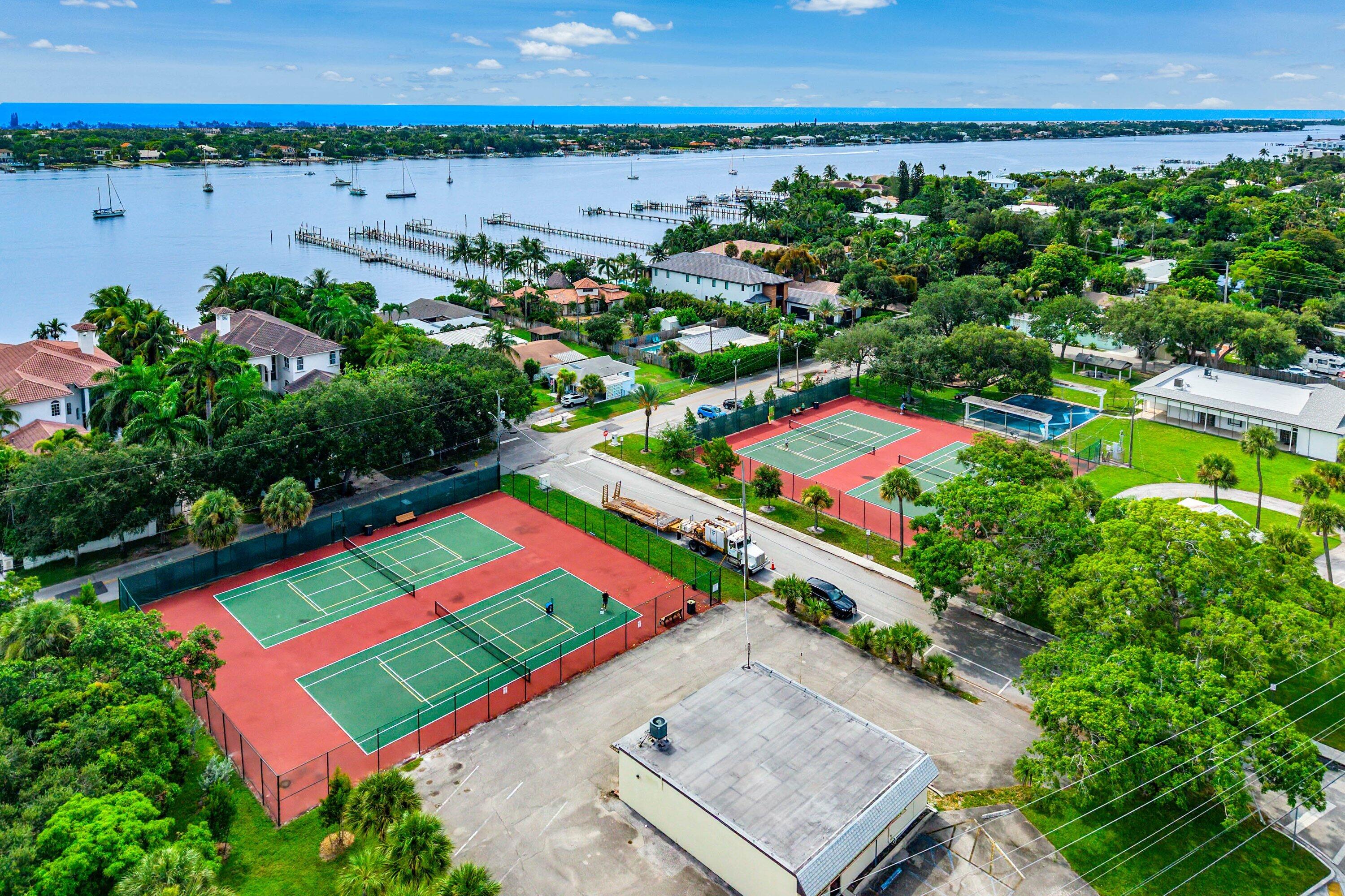 122 Euclid, Lantana FL 33462