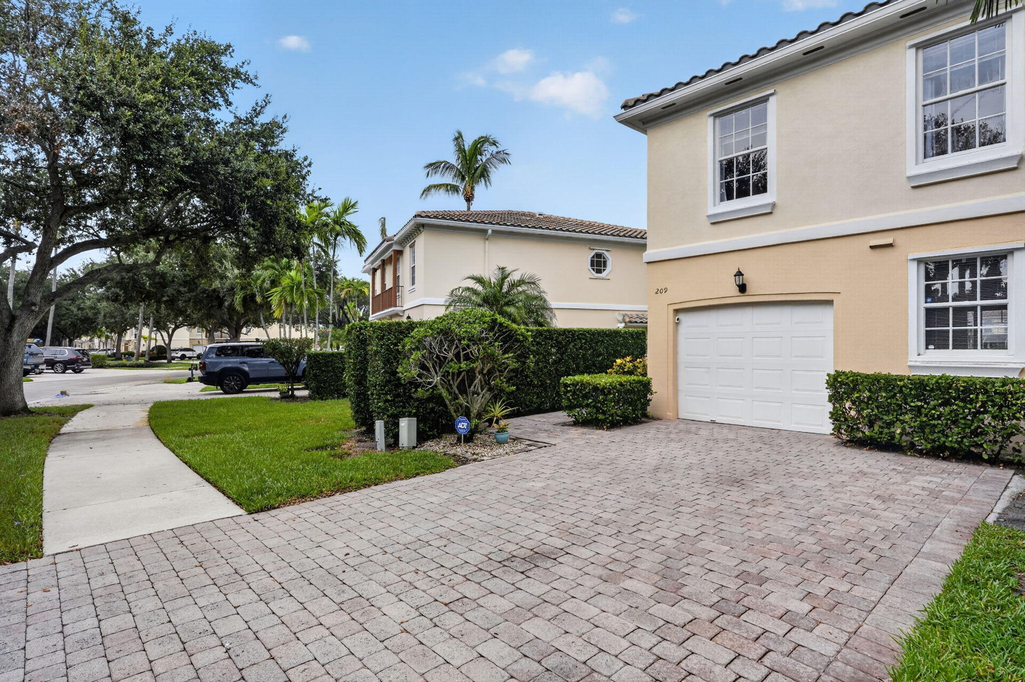 209 FORTUNA, Palm Beach Gardens FL 33410
