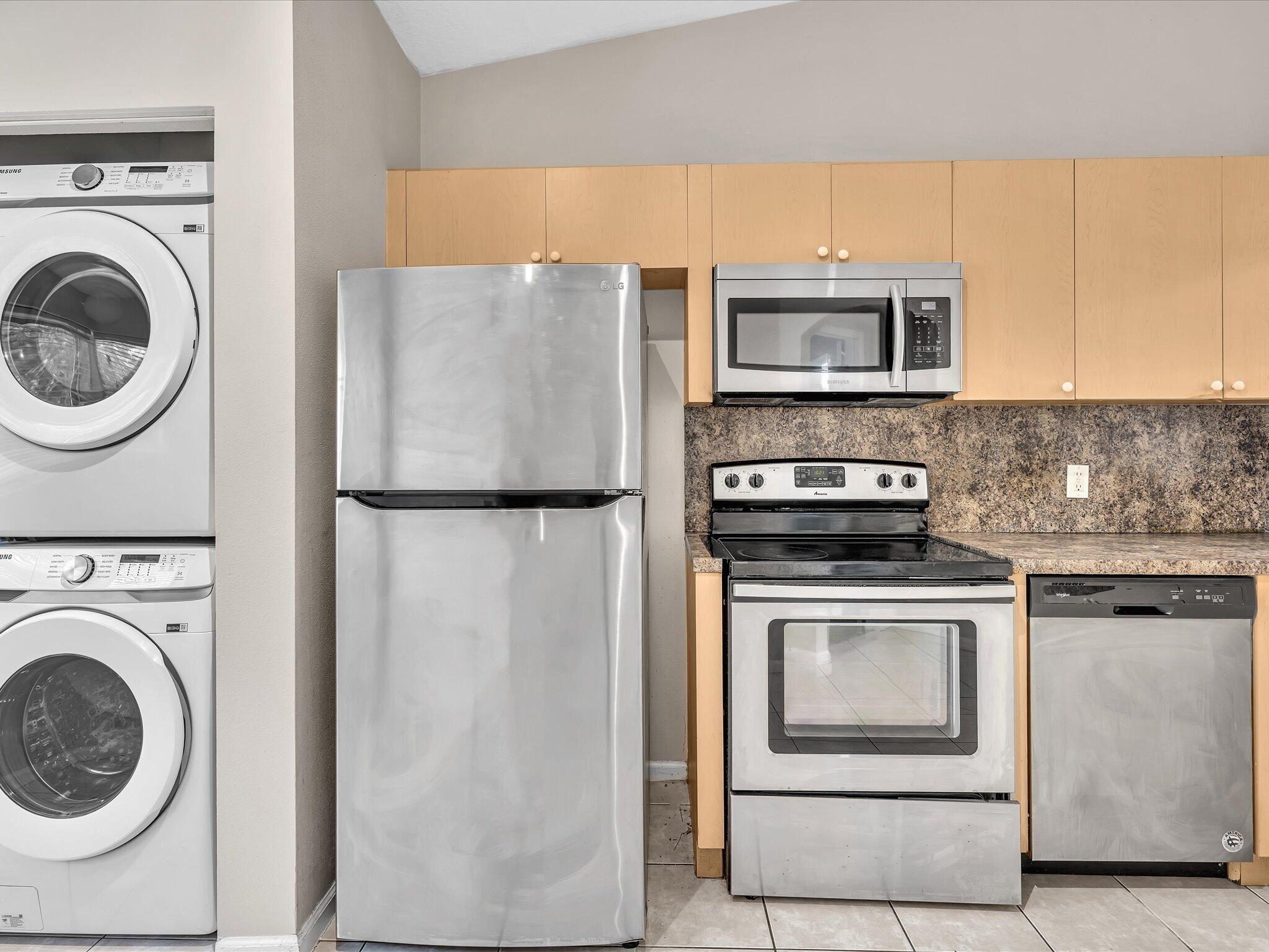 3504 BRIAR BAY #204, West Palm Beach FL 33411