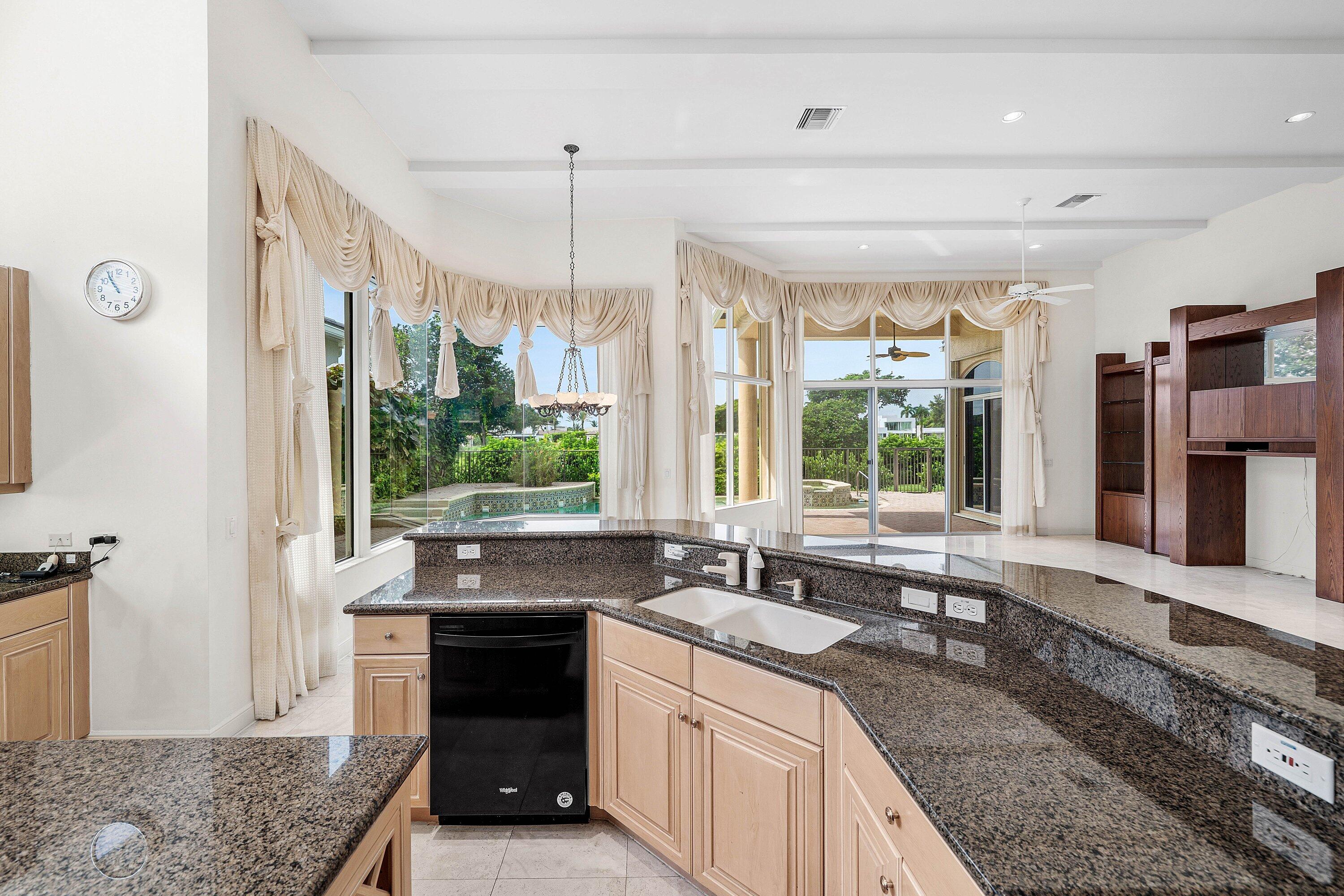 7700 Bella Verde, Delray Beach FL 33446