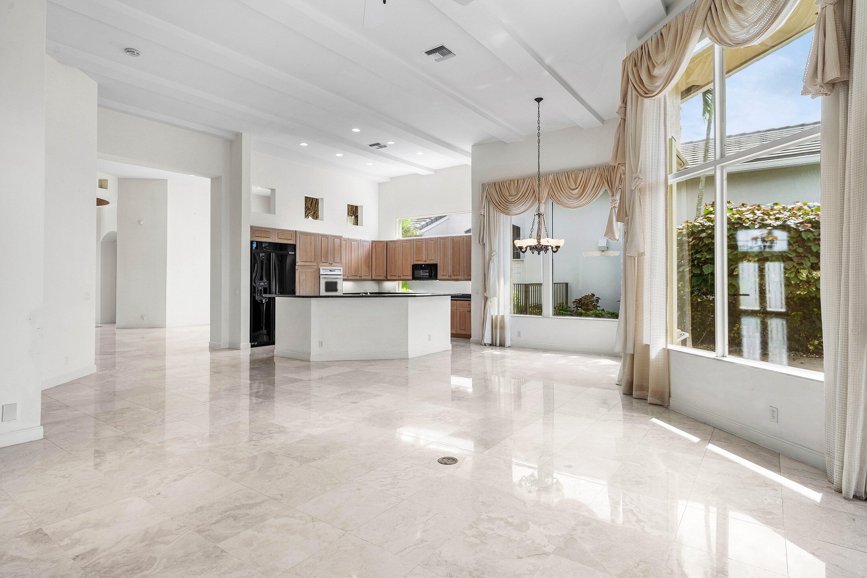 7700 Bella Verde, Delray Beach FL 33446
