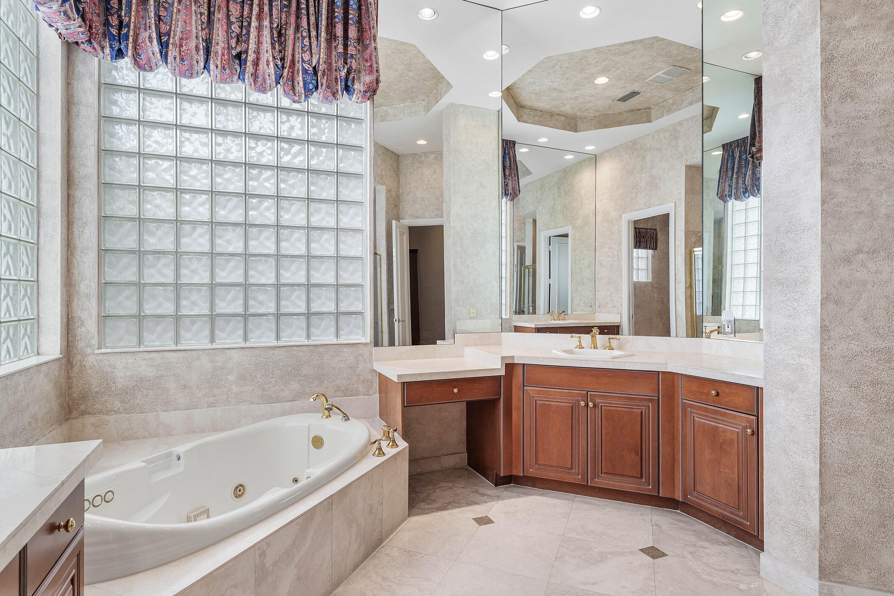 7700 Bella Verde, Delray Beach FL 33446
