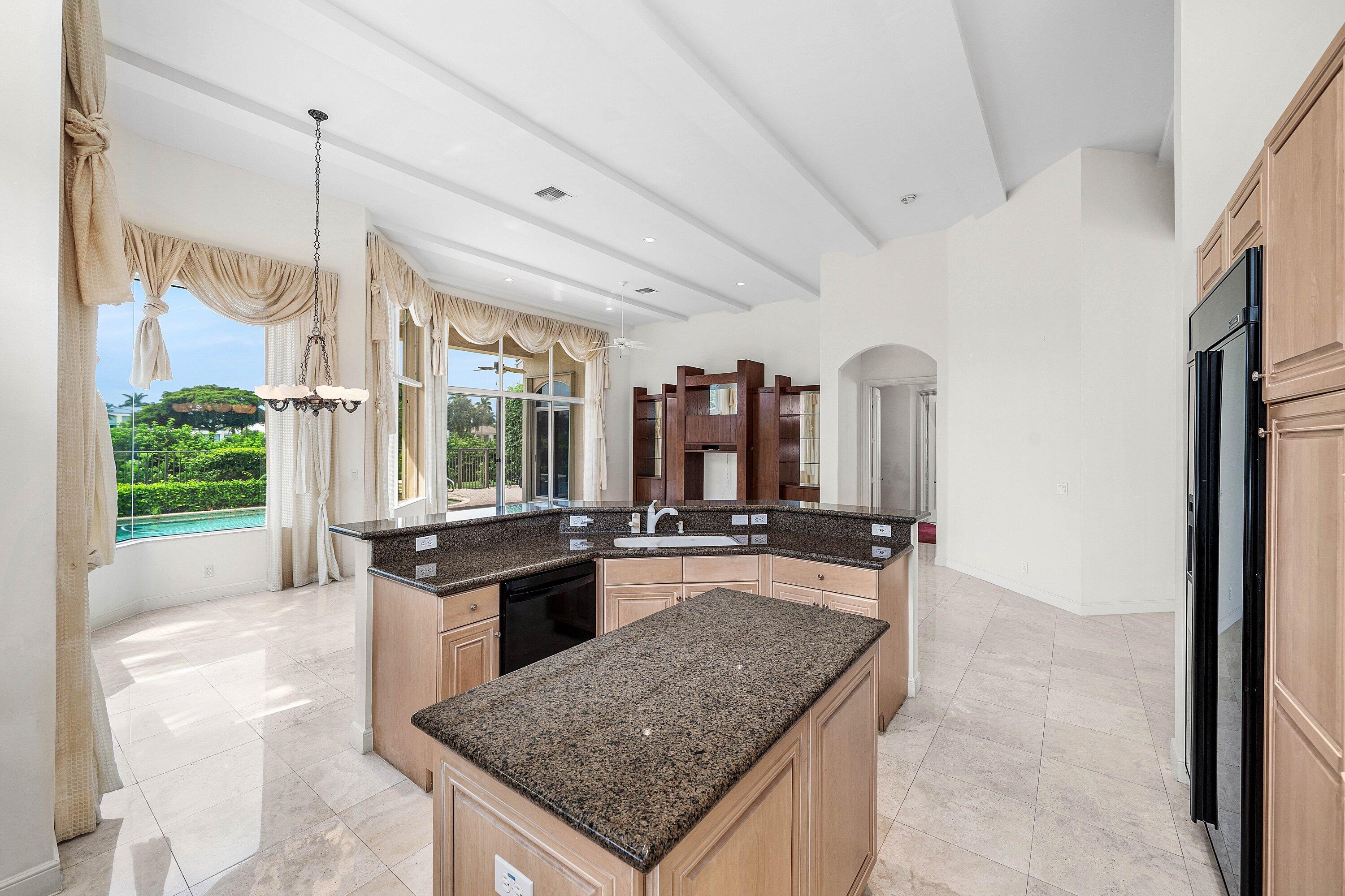7700 Bella Verde, Delray Beach FL 33446