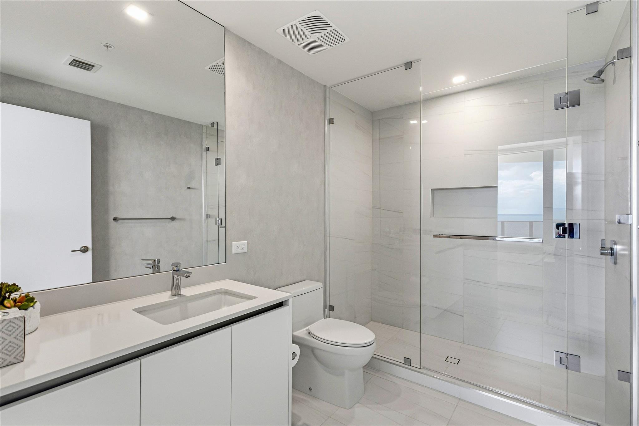 900 N OCEAN #905, Pompano Beach FL 33062