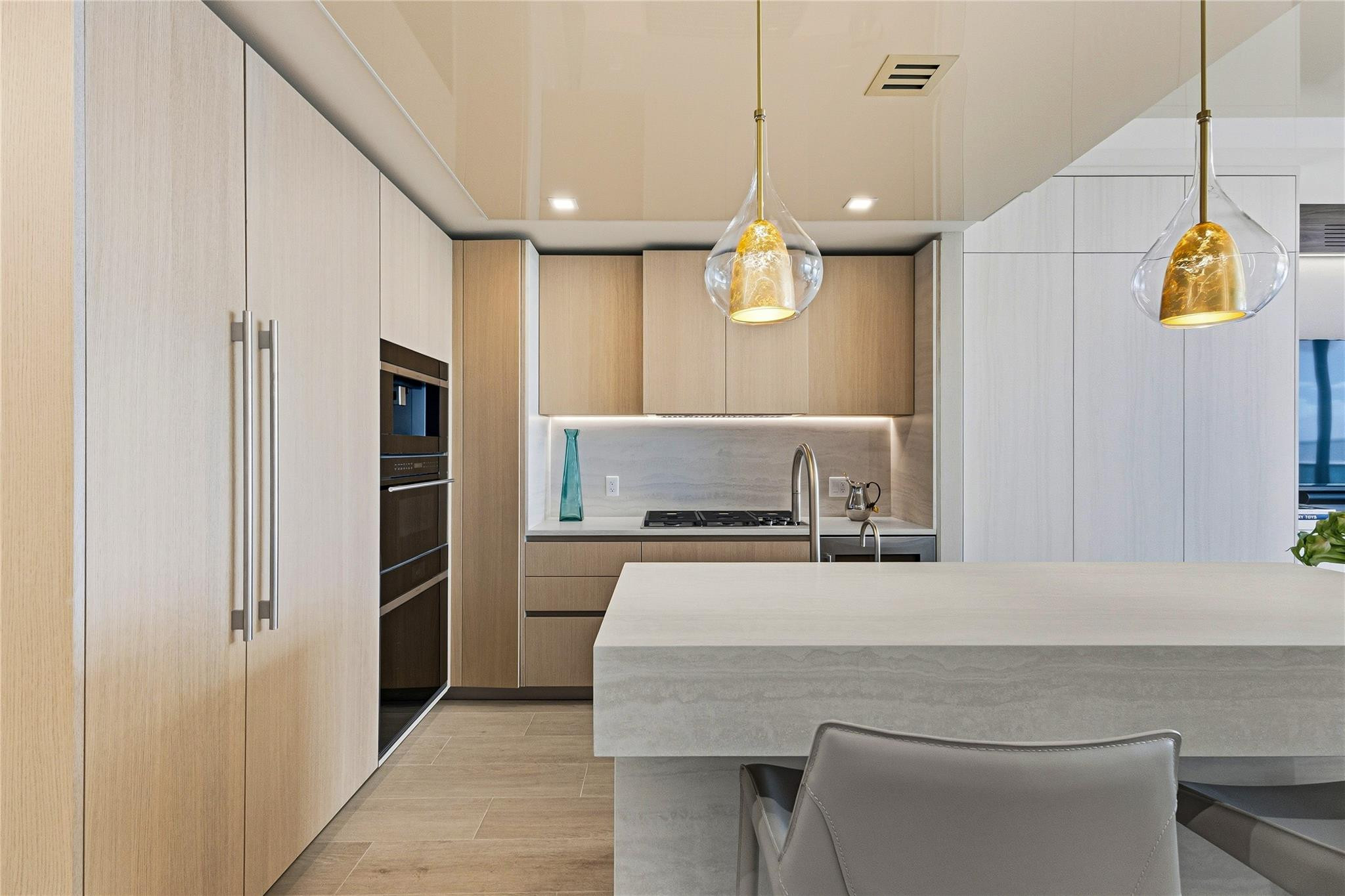 900 N OCEAN #905, Pompano Beach FL 33062
