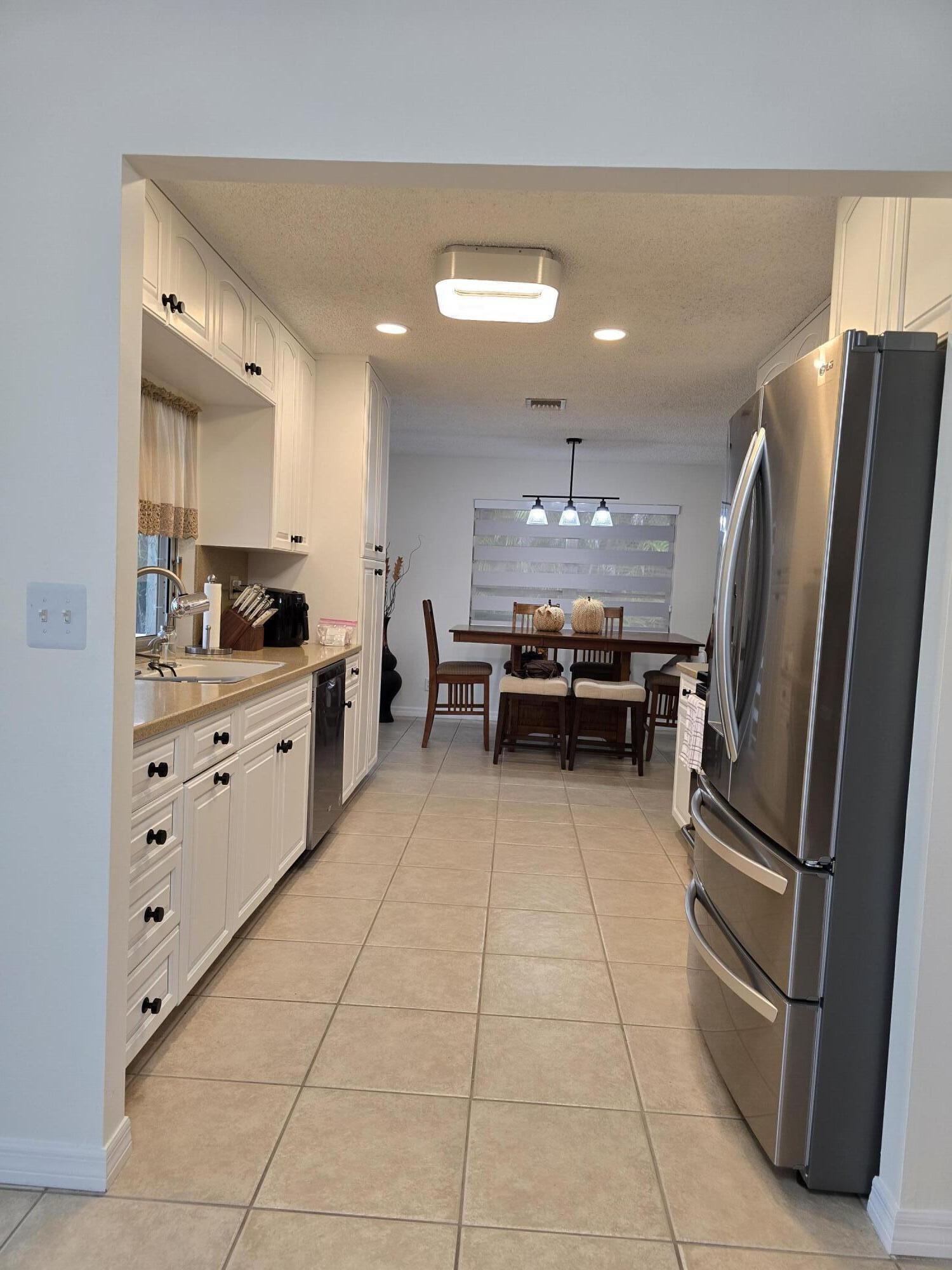 939 HIBISCUS, Royal Palm Beach FL 33411