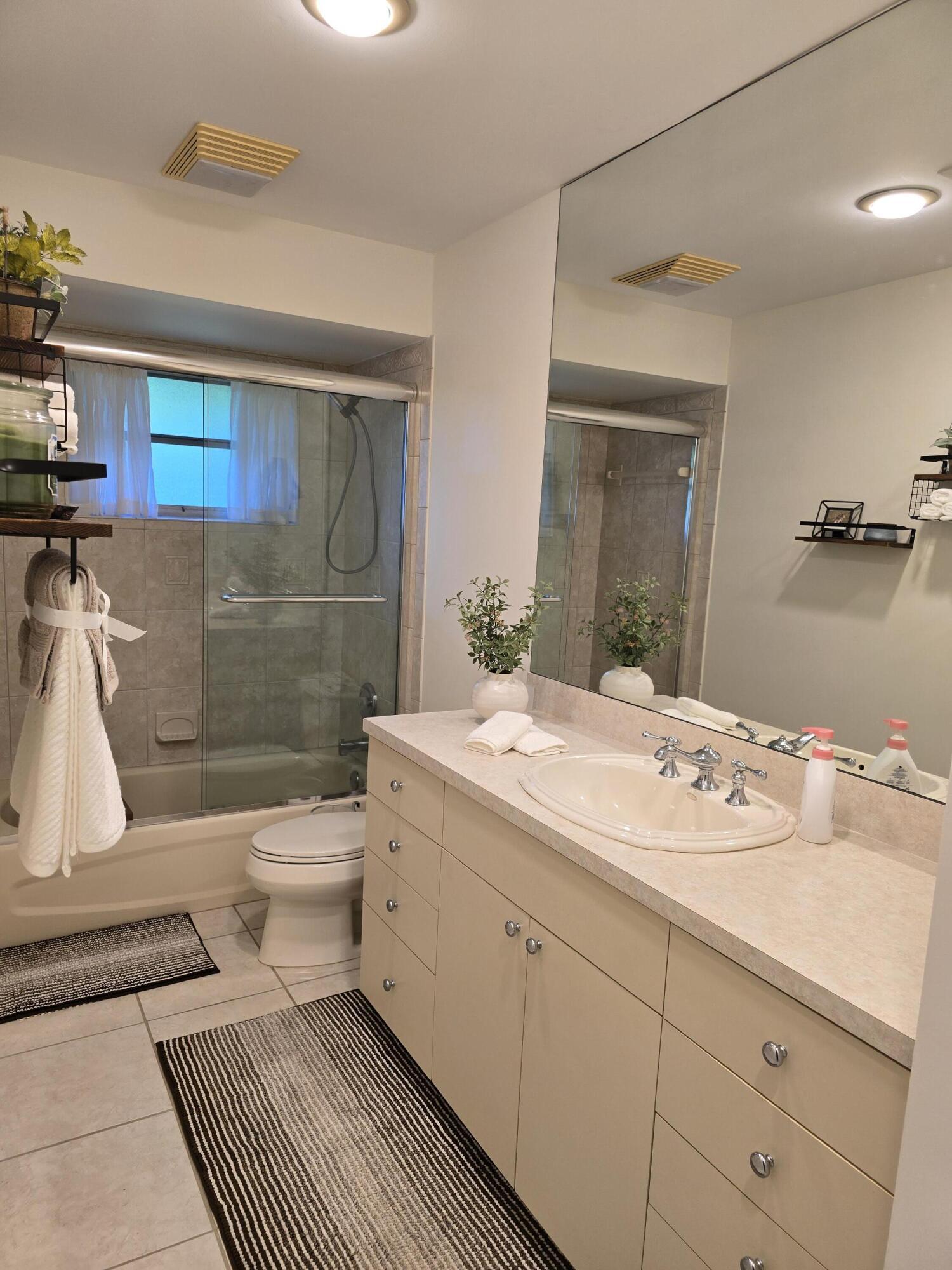 939 HIBISCUS, Royal Palm Beach FL 33411