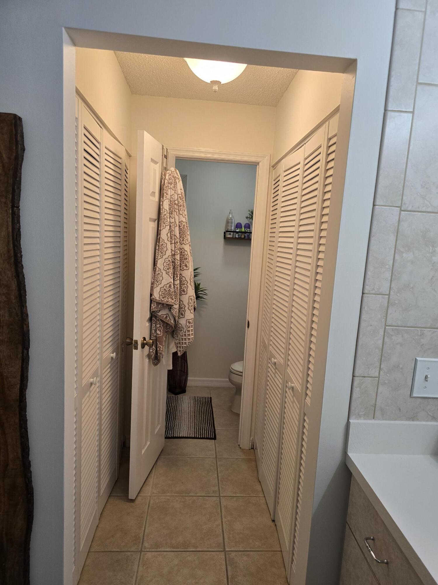 939 HIBISCUS, Royal Palm Beach FL 33411