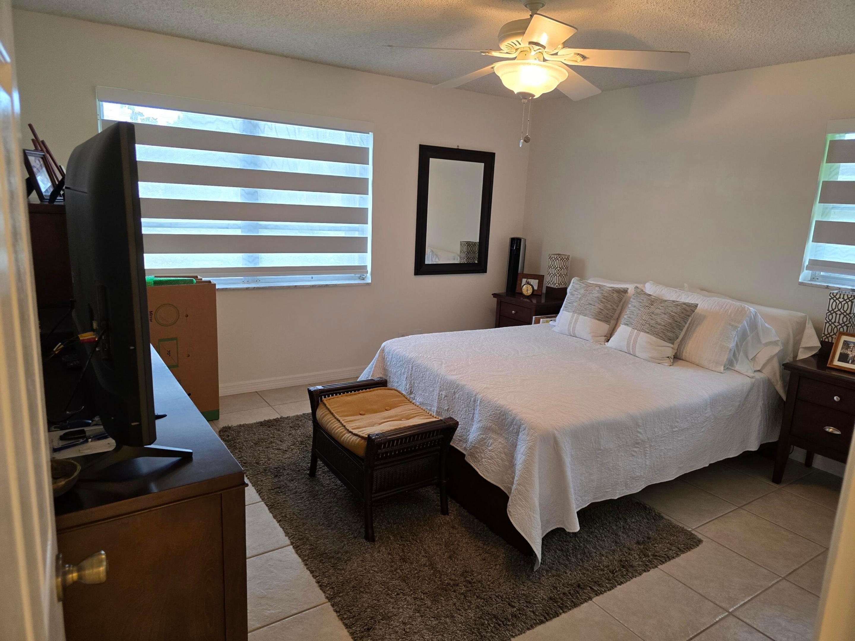 939 HIBISCUS, Royal Palm Beach FL 33411
