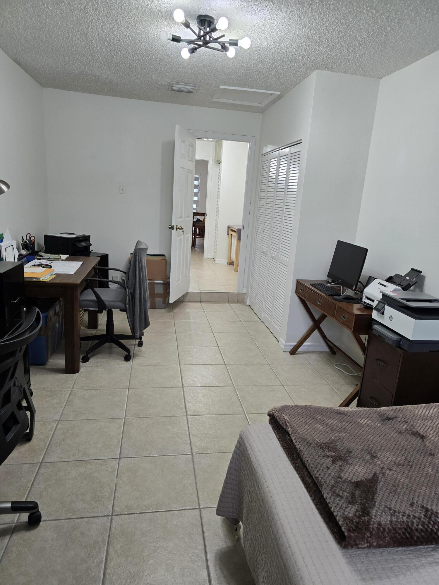 939 HIBISCUS, Royal Palm Beach FL 33411