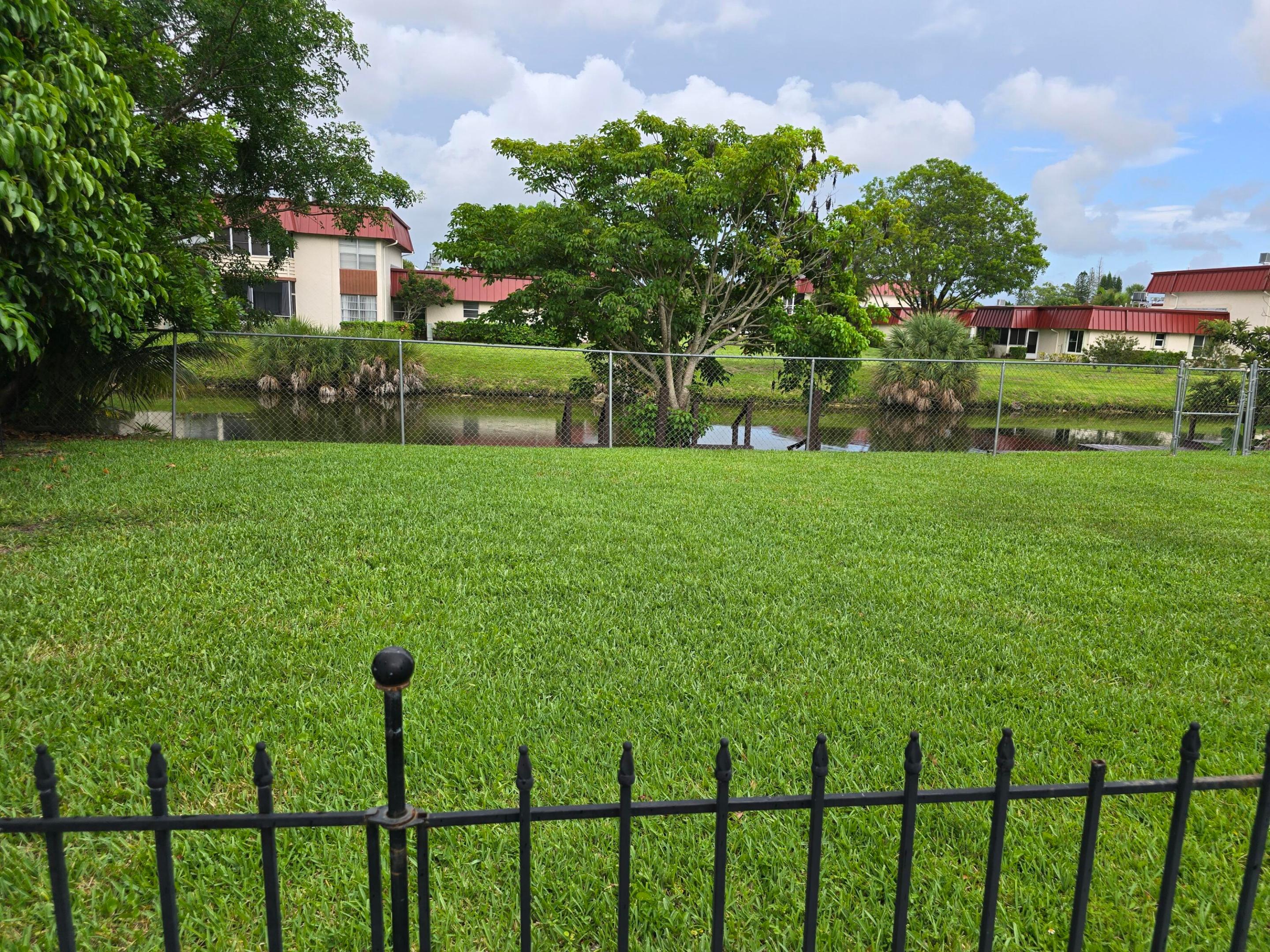 939 HIBISCUS, Royal Palm Beach FL 33411