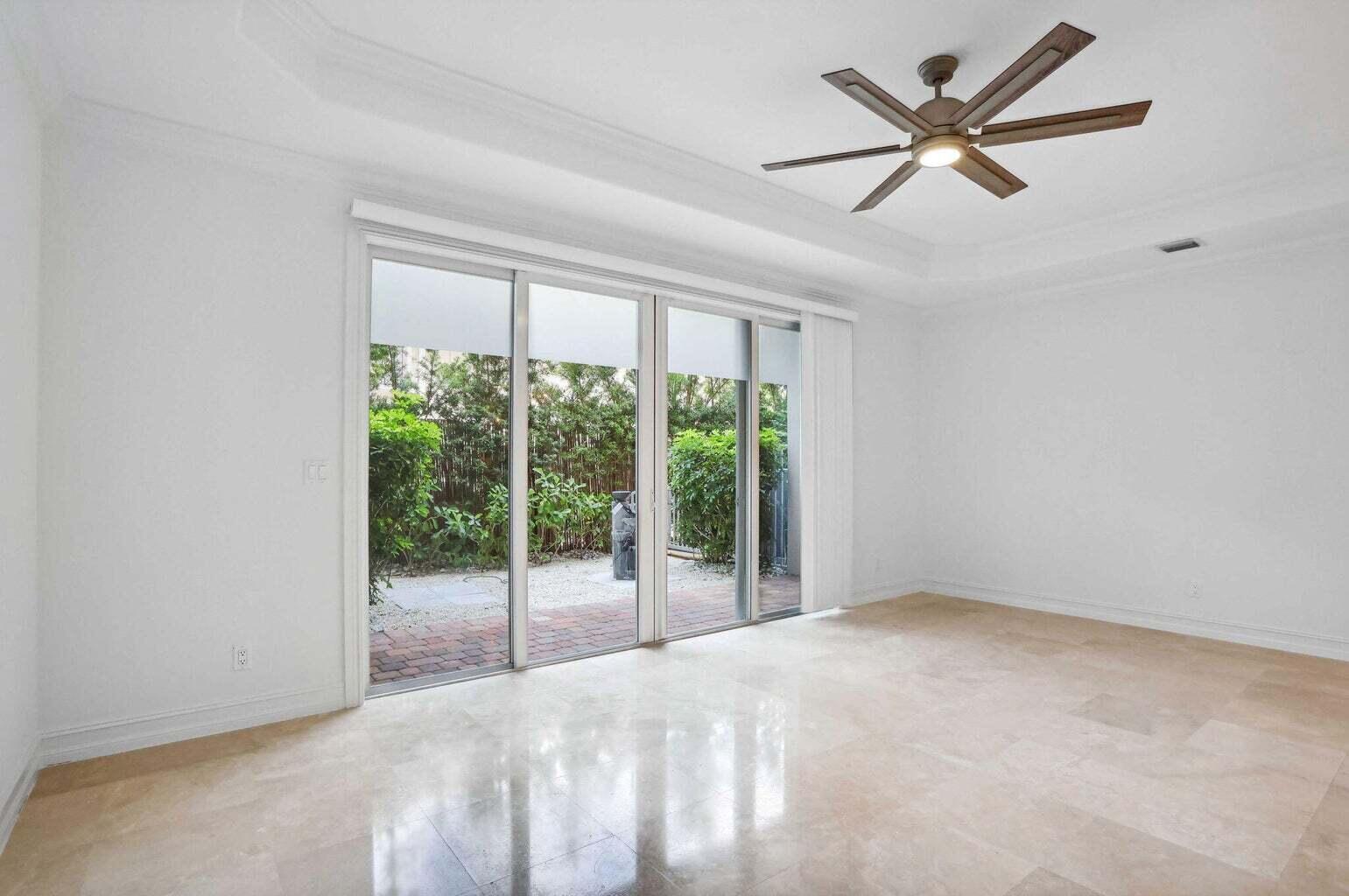 3863 NE 22nd, Lighthouse Point FL 33064