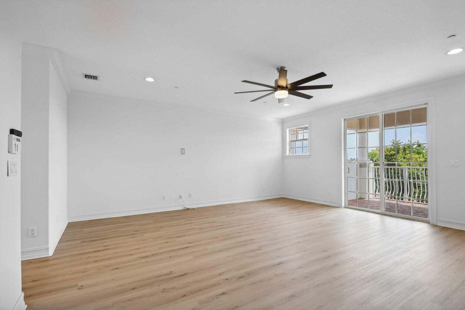 3863 NE 22nd, Lighthouse Point FL 33064