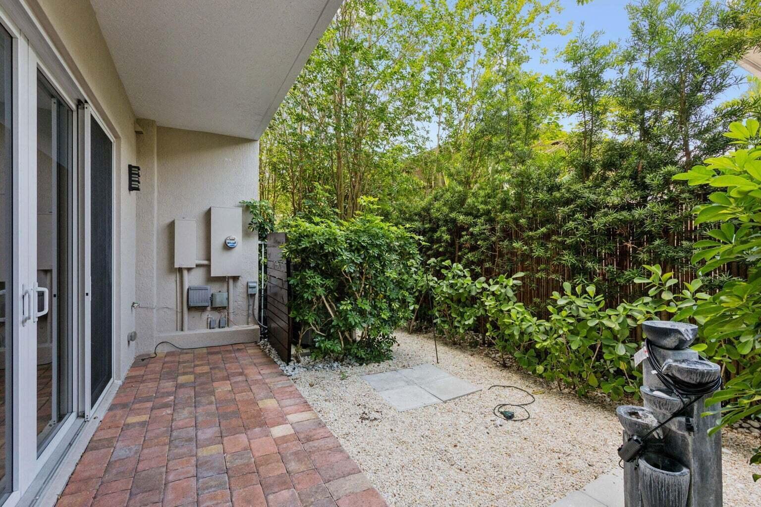 3863 NE 22nd, Lighthouse Point FL 33064