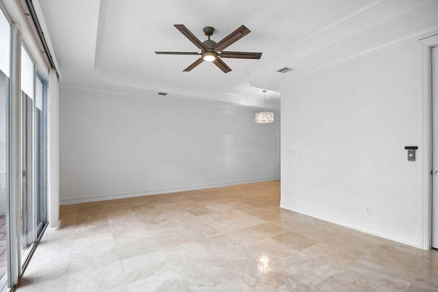 3863 NE 22nd, Lighthouse Point FL 33064