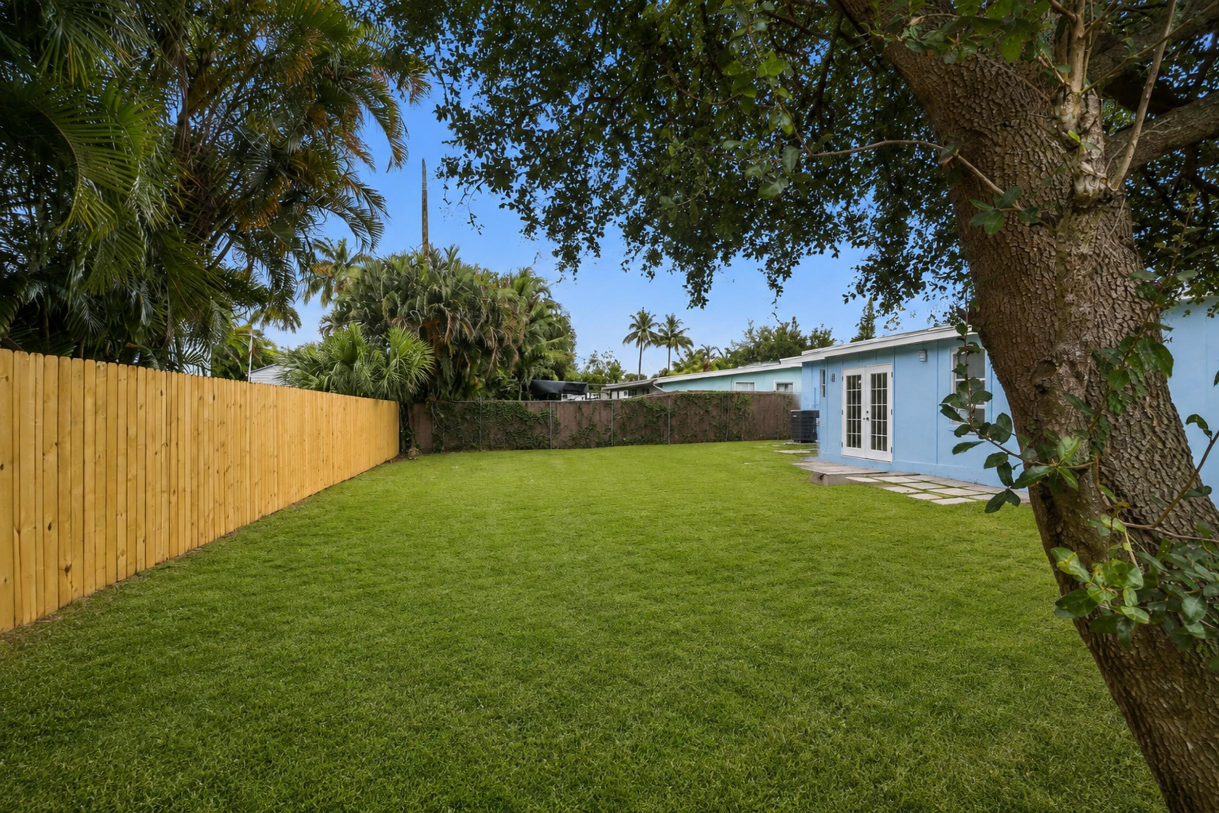 328 PONTE VEDRA, Palm Springs FL 33461