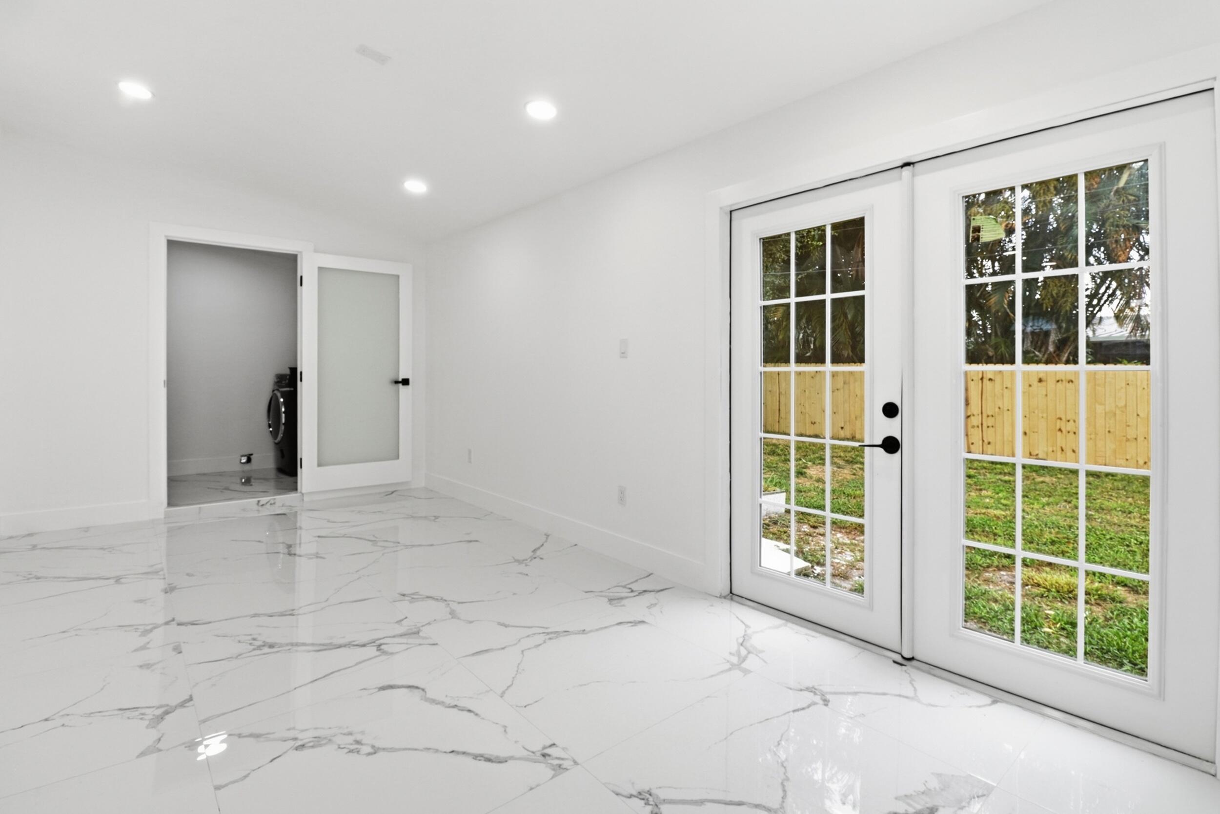 328 PONTE VEDRA, Palm Springs FL 33461