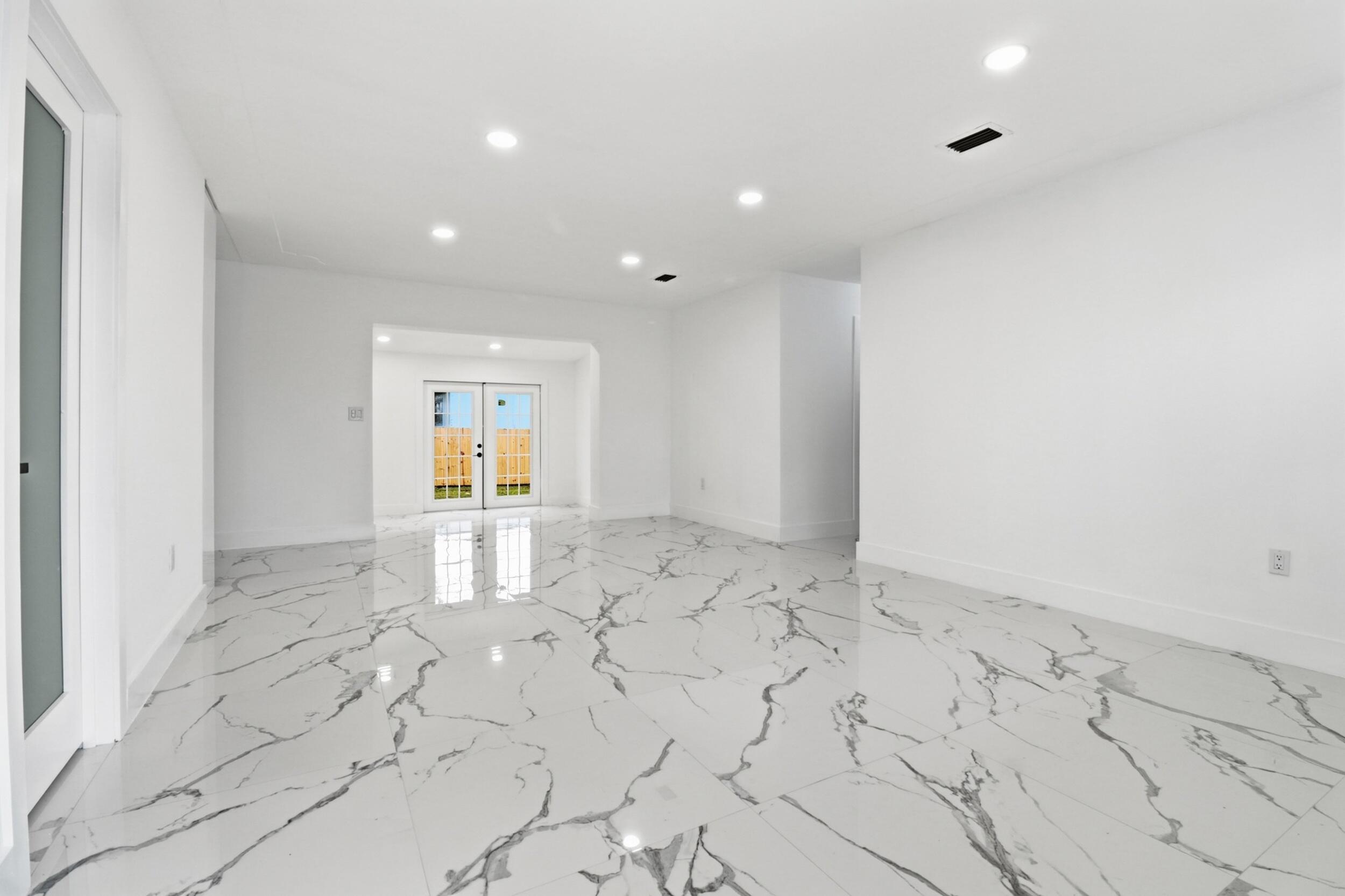 328 PONTE VEDRA, Palm Springs FL 33461
