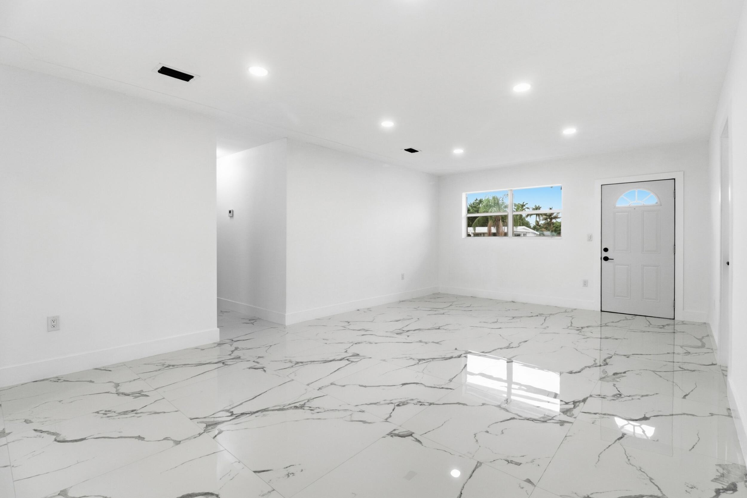 328 PONTE VEDRA, Palm Springs FL 33461