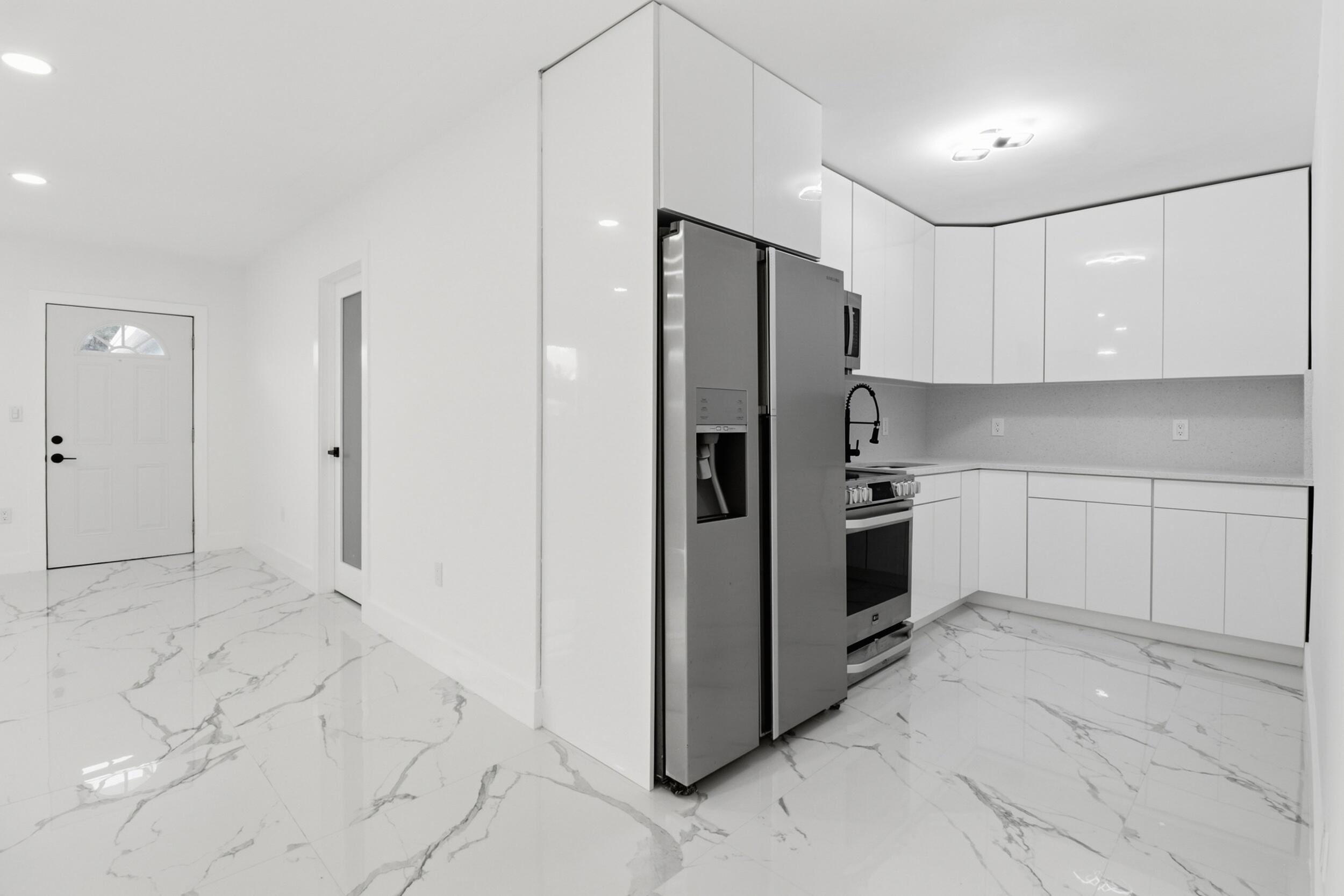 328 PONTE VEDRA, Palm Springs FL 33461