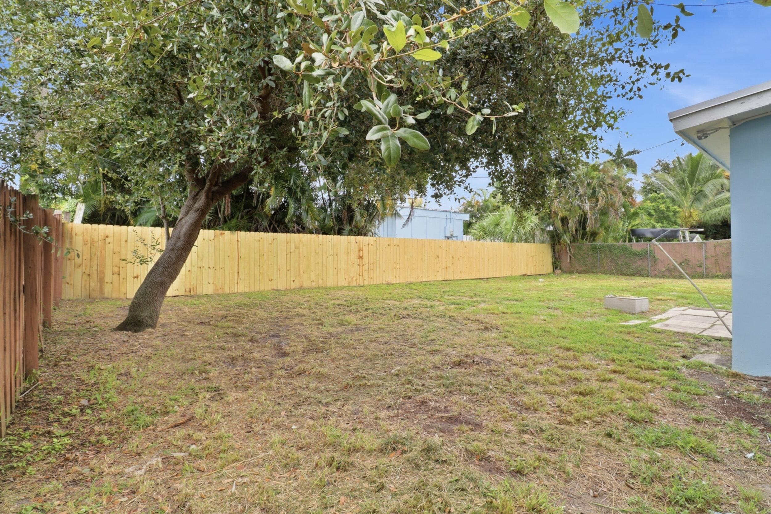328 PONTE VEDRA, Palm Springs FL 33461