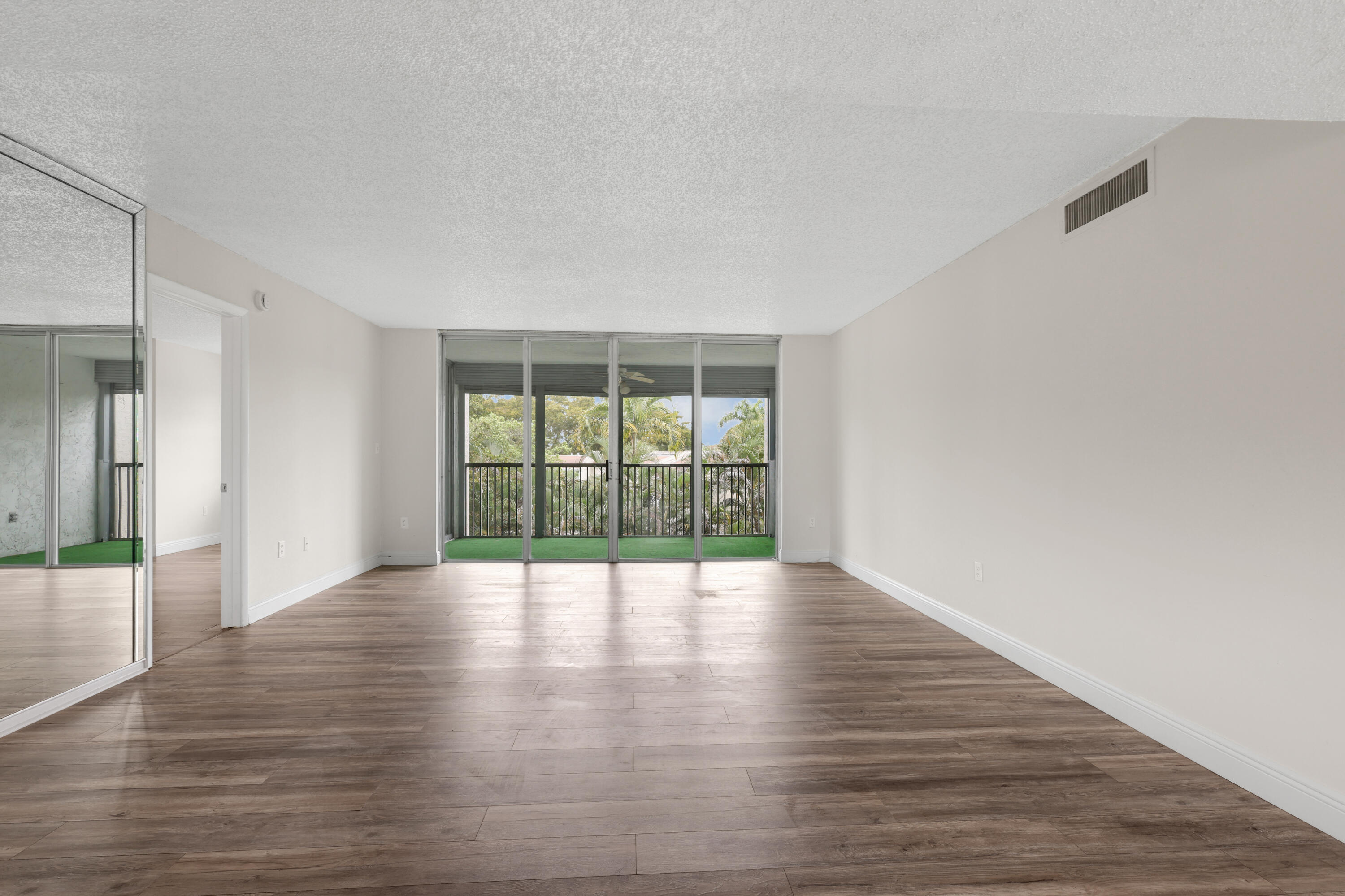3940 INVERRARY #404-A, Lauderhill FL 33319
